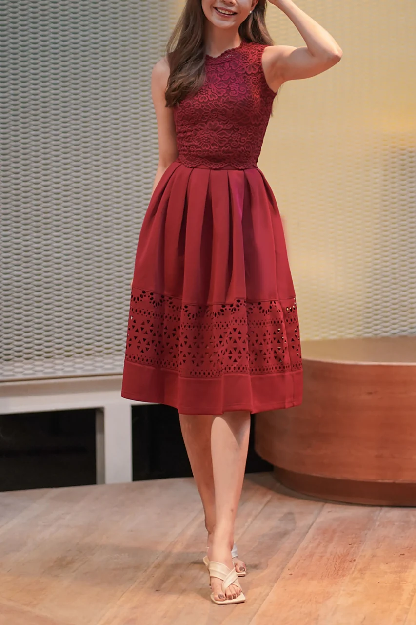 Dacerniz Skirt (Maroon) - Image 2