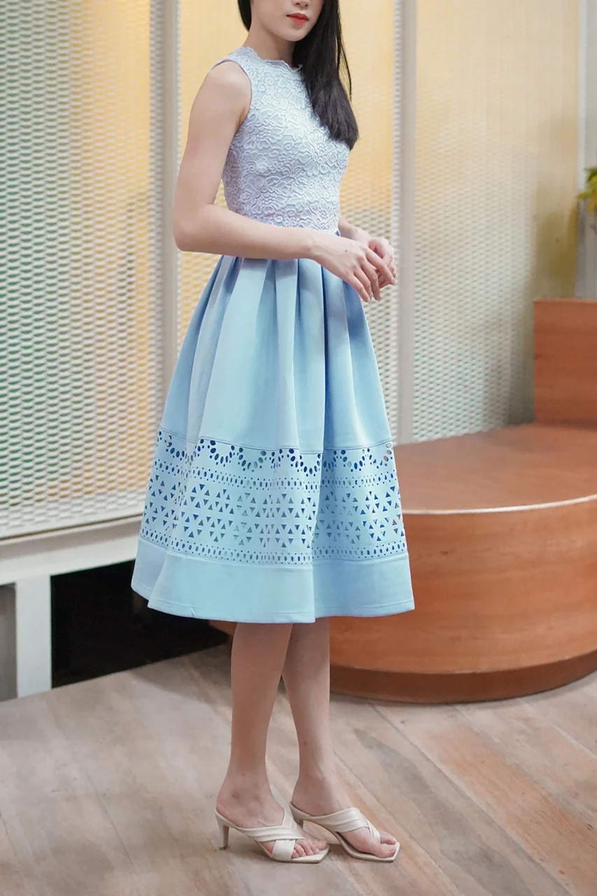 Dacerniz Skirt (Powder Blue) - Image 5