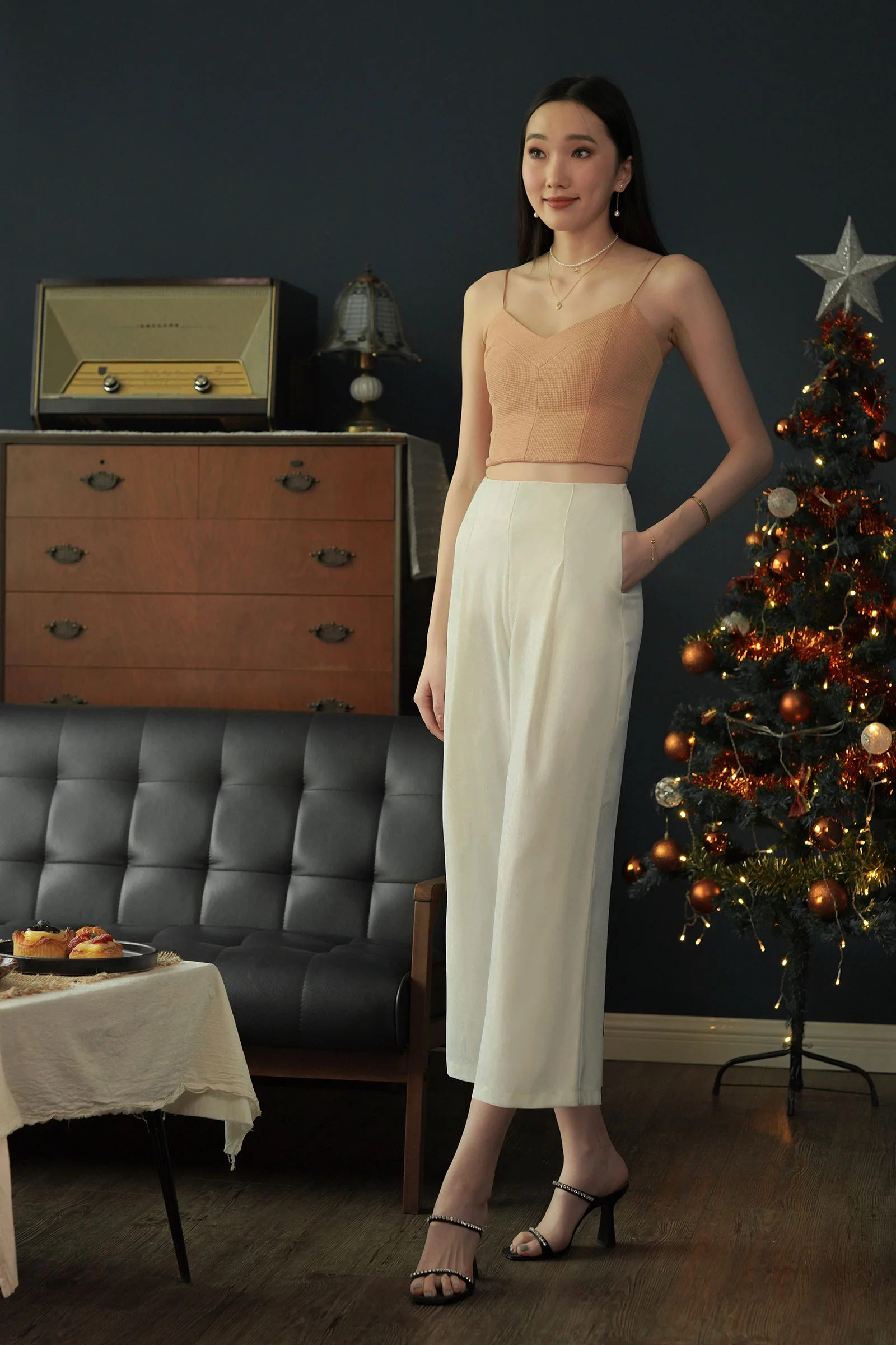Daverte Pants (White) - Image 2