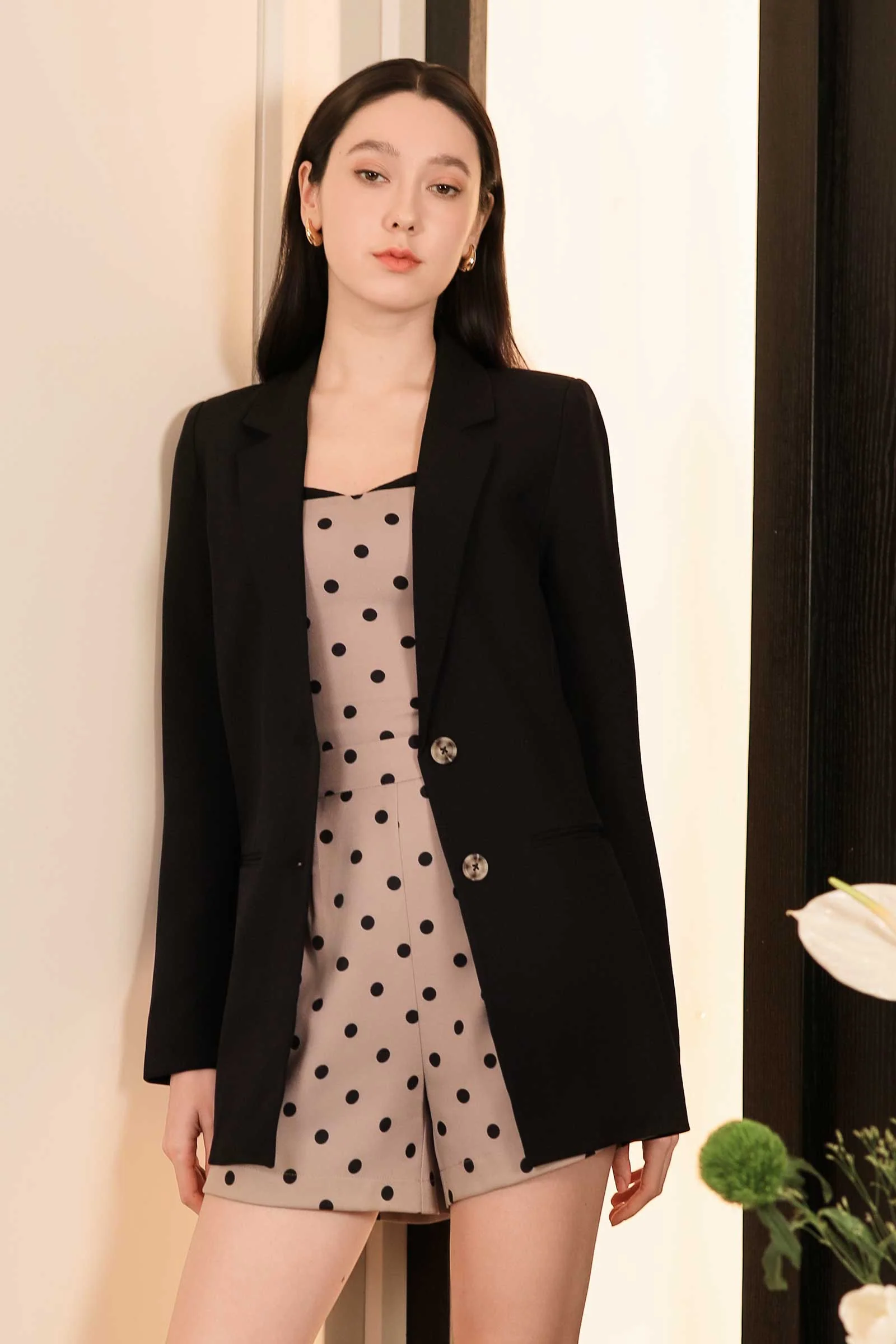 Dolenne Structured Blazer (Black) - Image 3