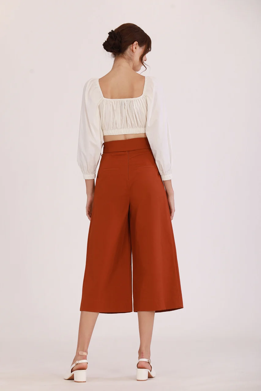 Dimekia Top (Off White) - Image 3