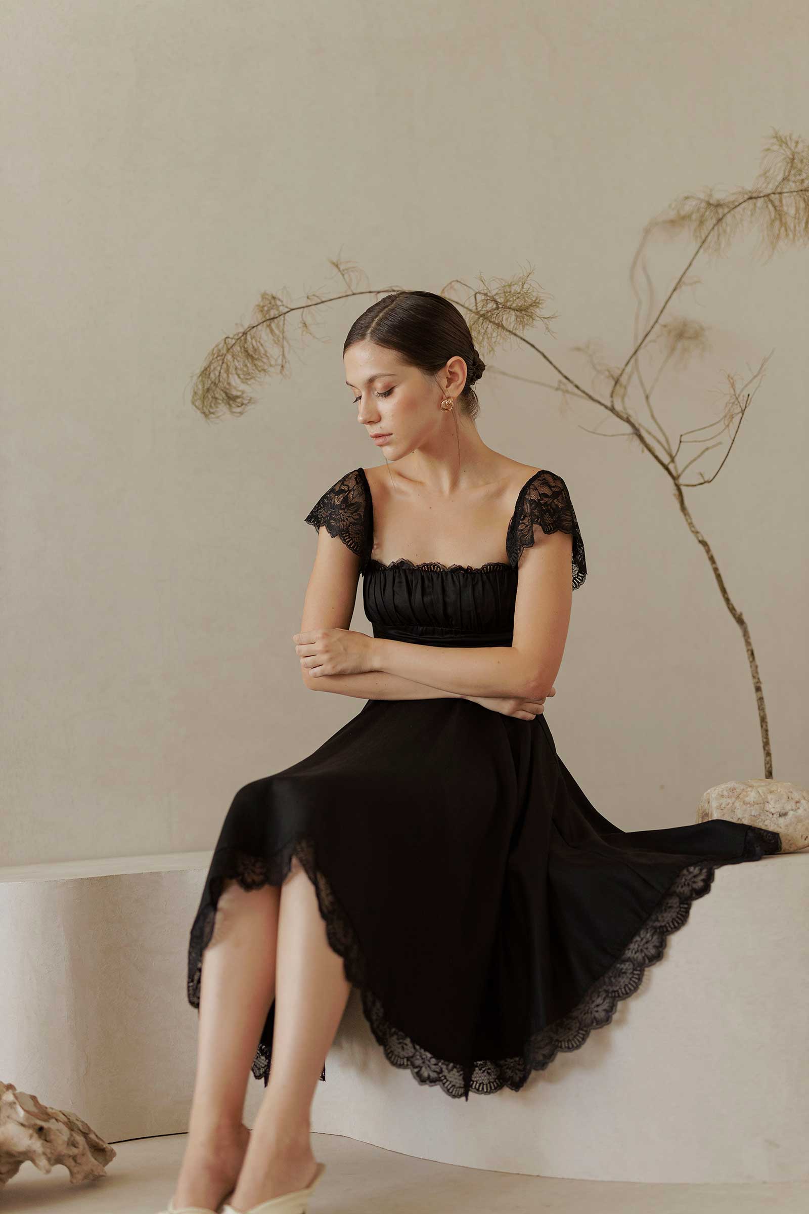 Dachine (Black) - Image 12