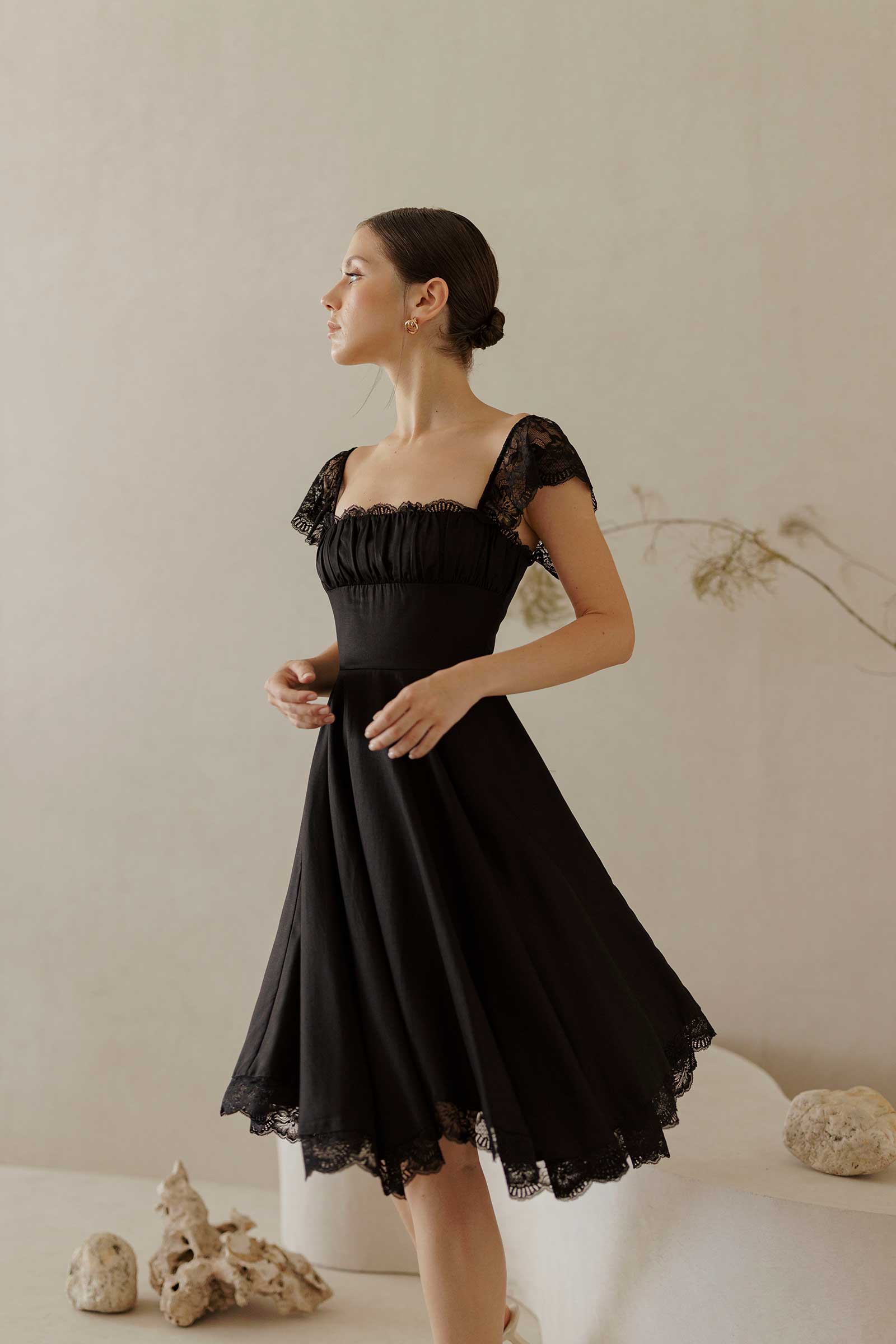 Dachine (Black) - Image 2