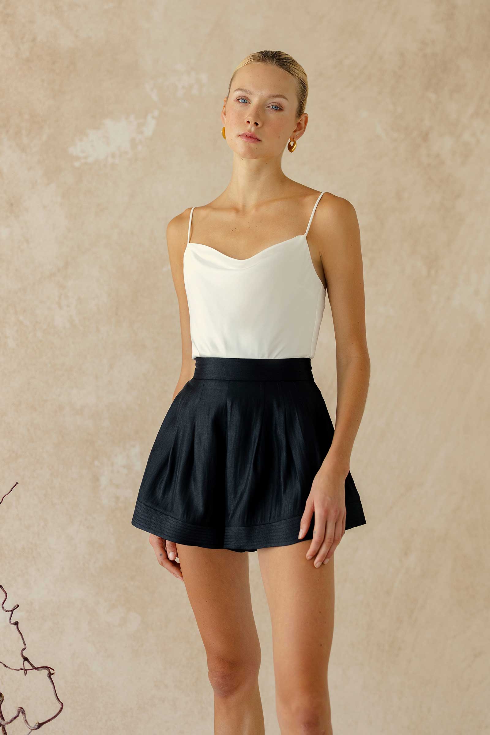 Daur Bodysuit (White) (Not Returnable) - Image 3