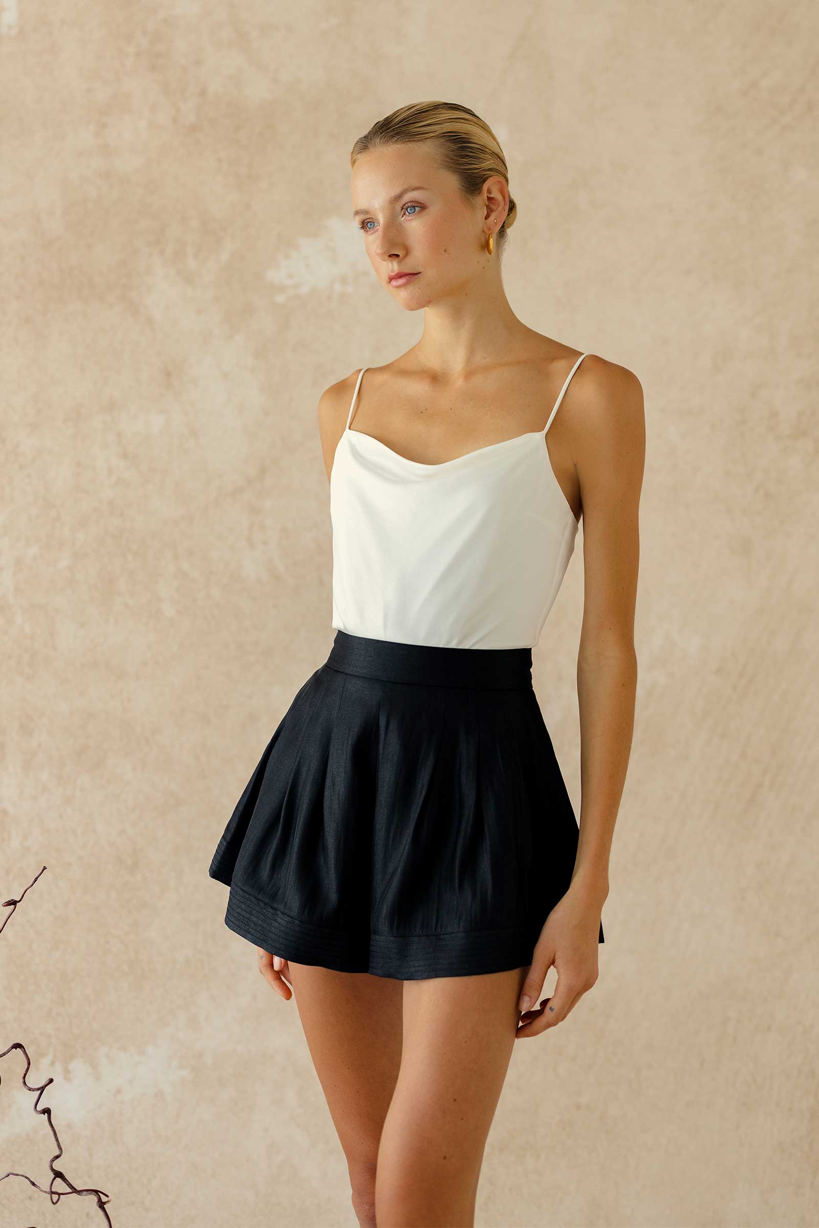 Daur Bodysuit (White) (Not Returnable) - Image 6