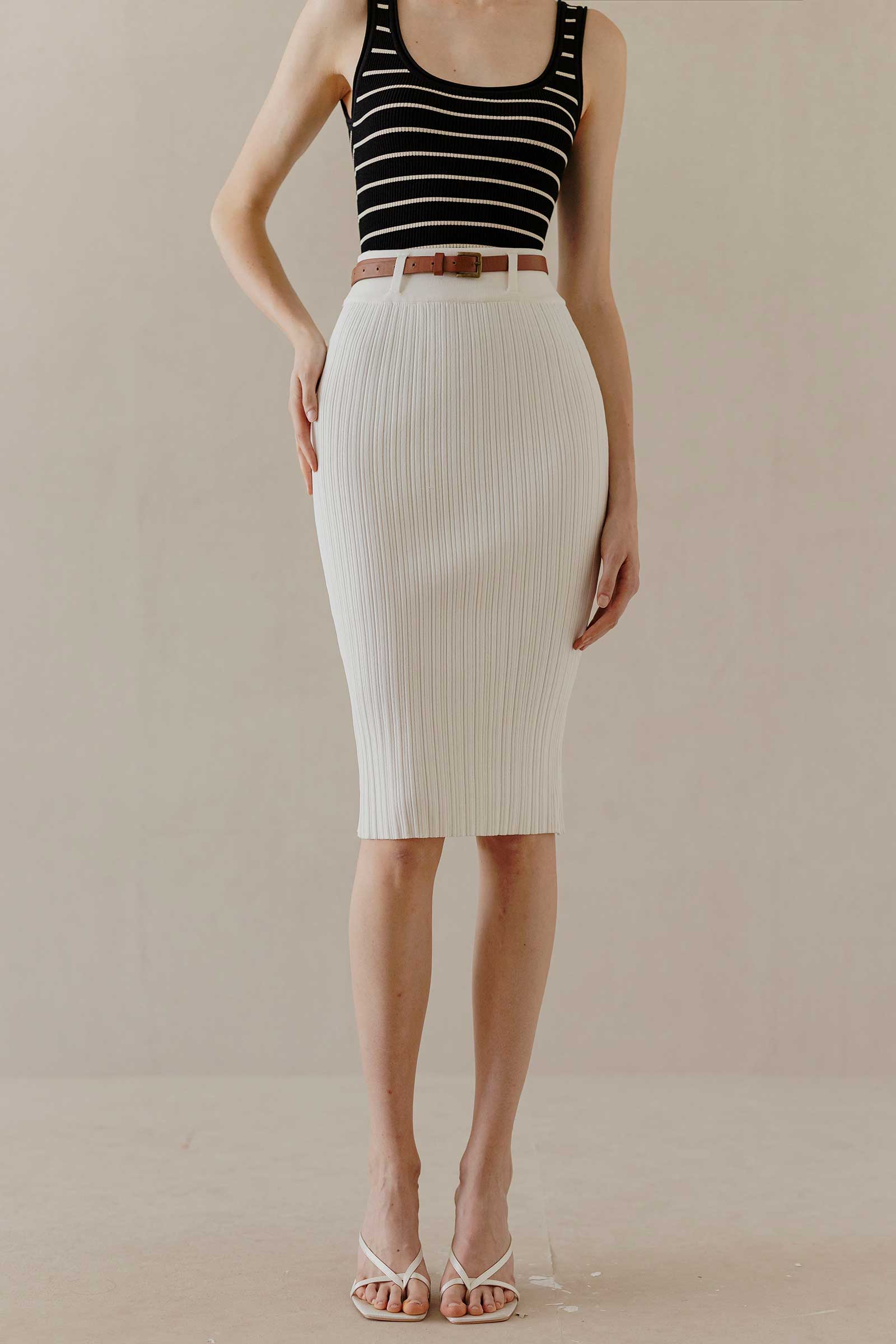 Dinierv Skirt (White) - Image 5