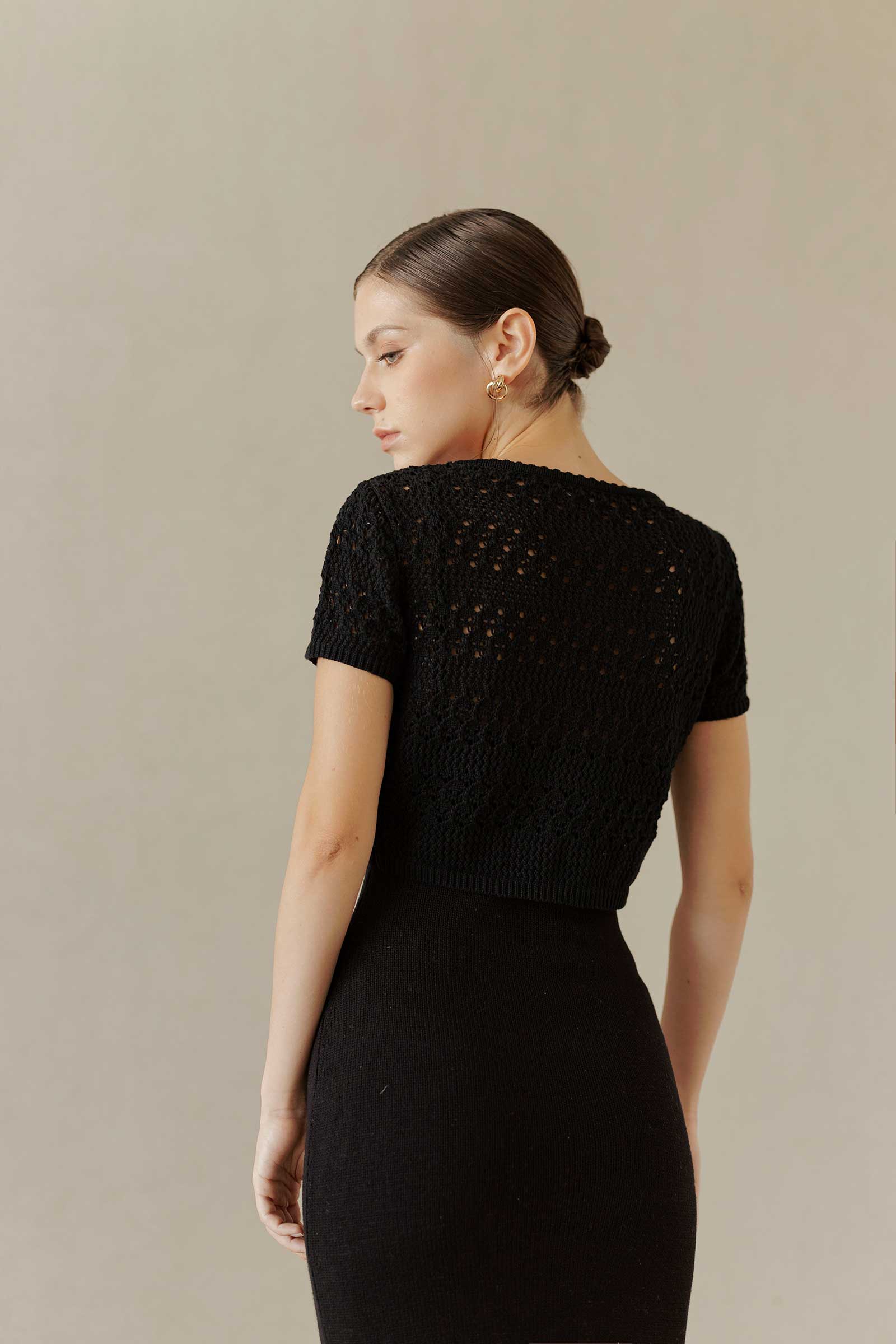 Damientiz Knit Cropped Cardi (Black) - Image 4