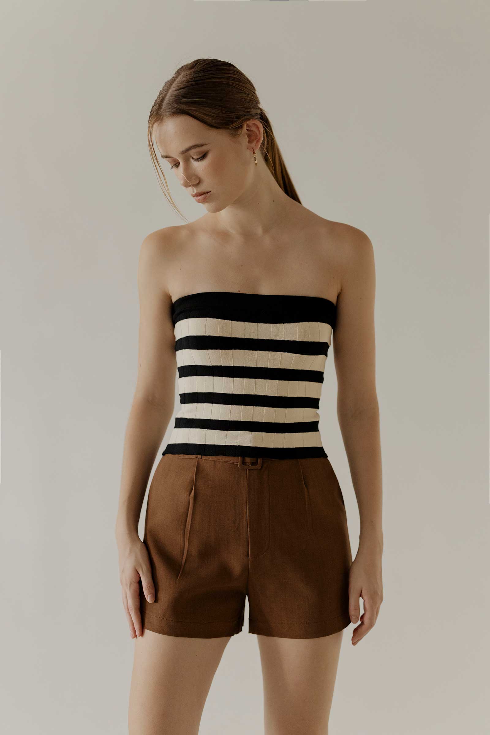 Damietur Top (Black+Nude) - Image 4