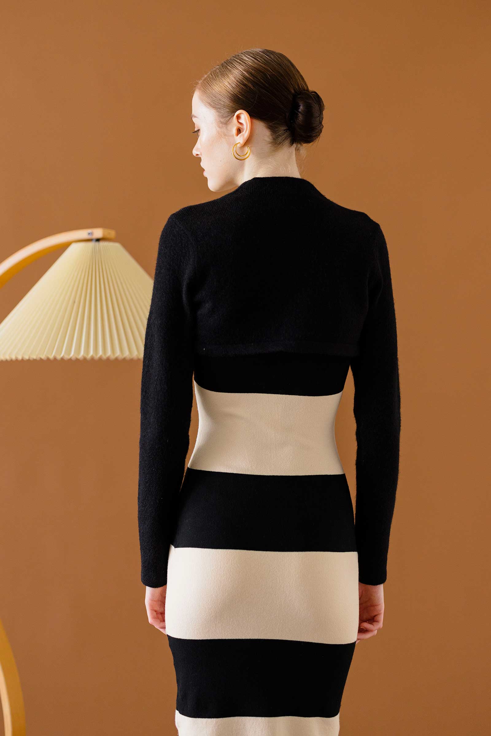 Duorie Cropped Cardi (Black) - Image 7