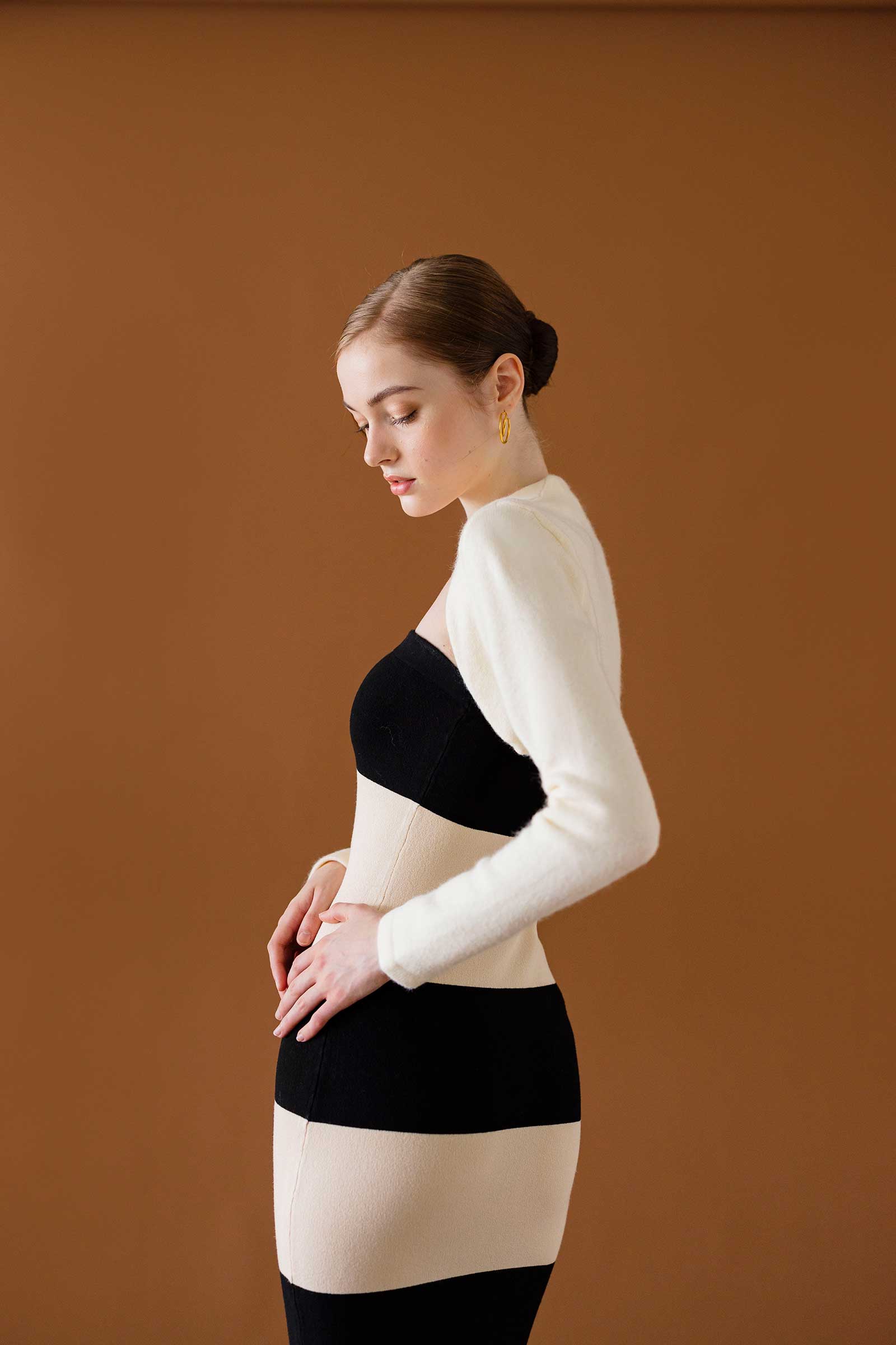 Duorie Cropped Cardi (Ecru) - Image 15