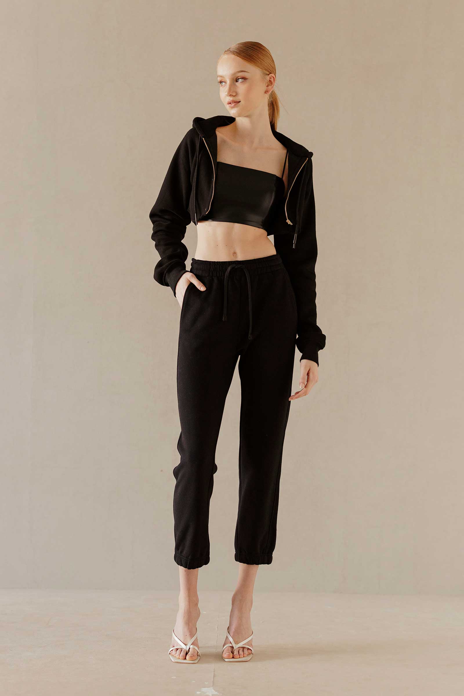 Doliovuy Cropped Jacket (Black) - Image 4