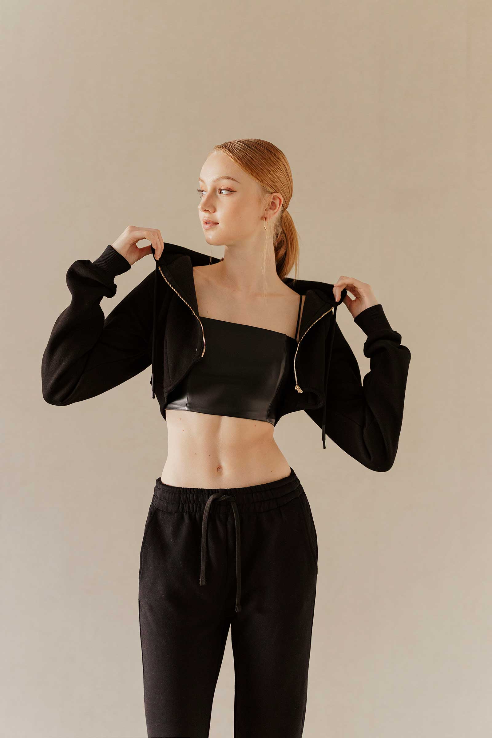 Doliovuy Cropped Jacket (Black) - Image 5