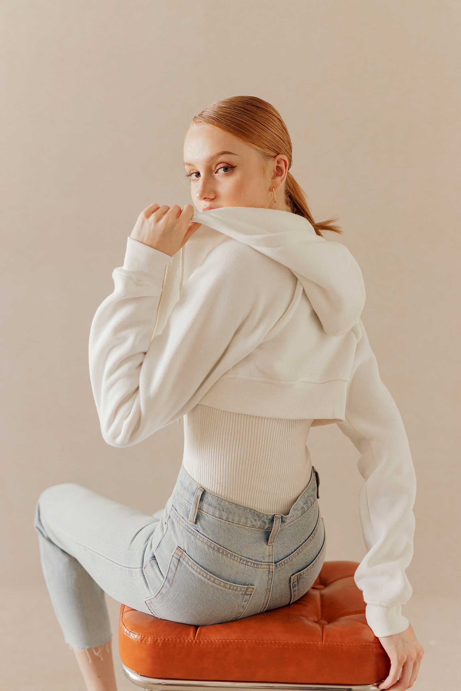 Doliovuy Cropped Jacket (White) - Image 11