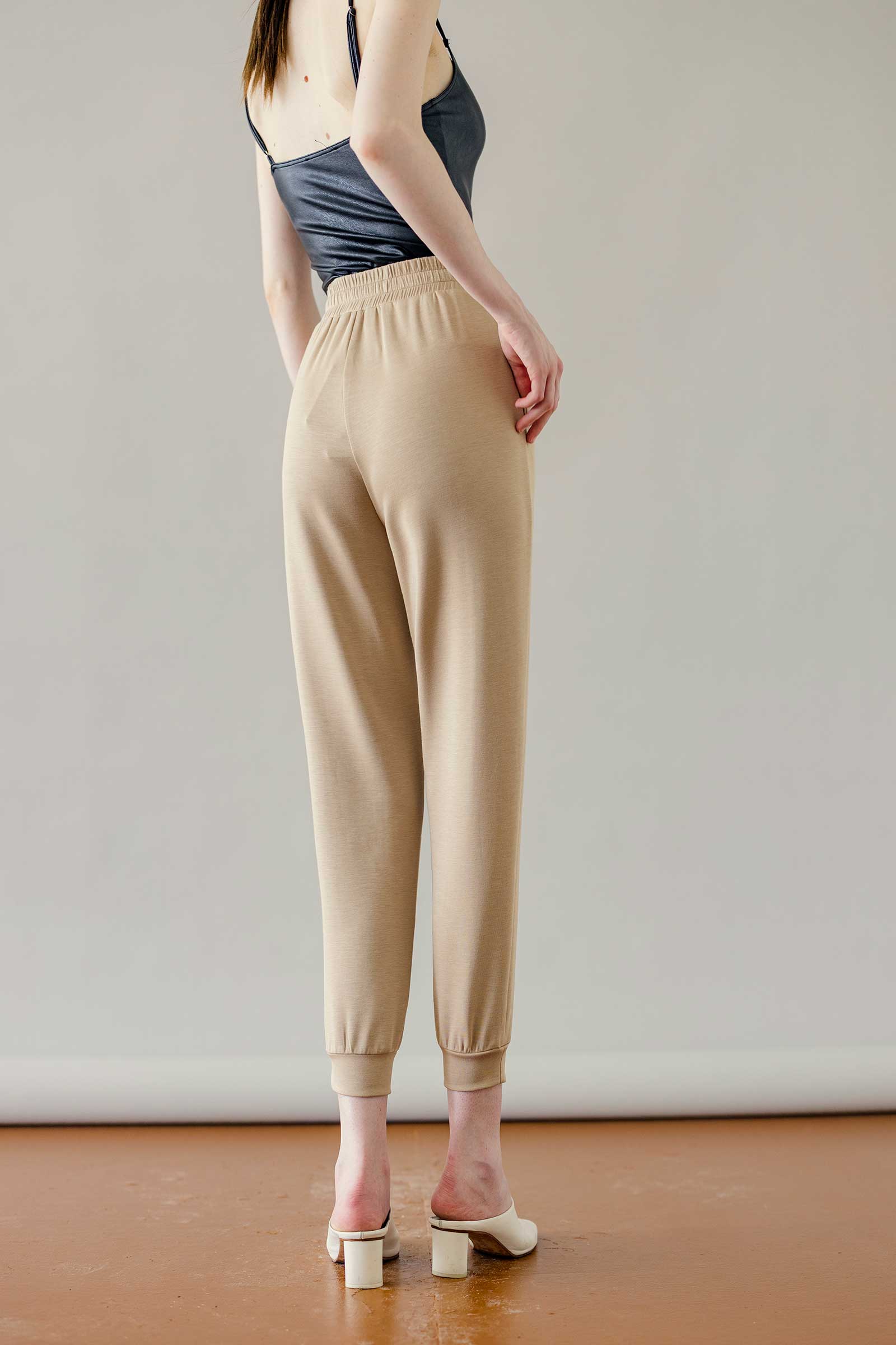 Dia Pants (Taupe) - Image 11