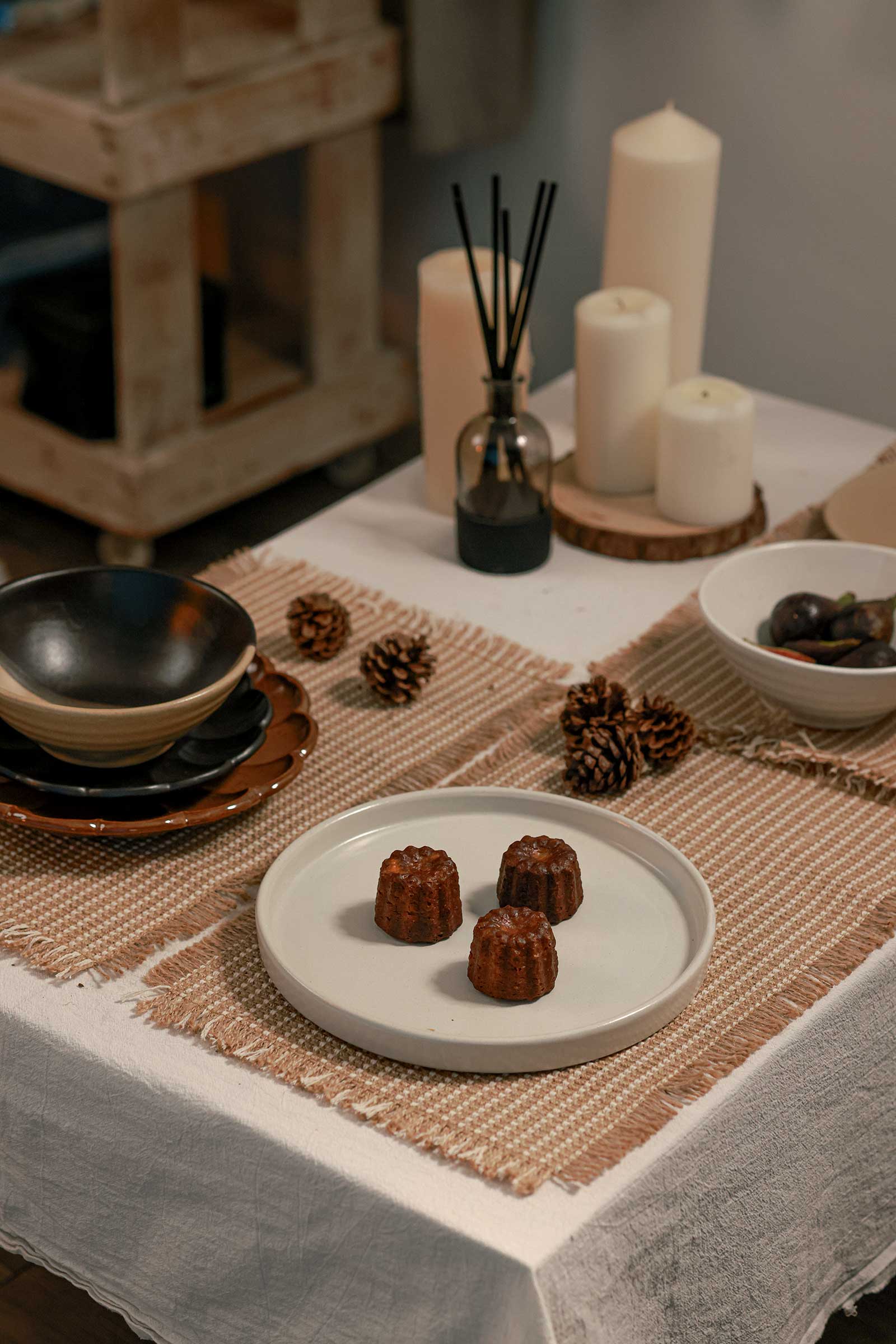 Celebration Round Plate - Image 5