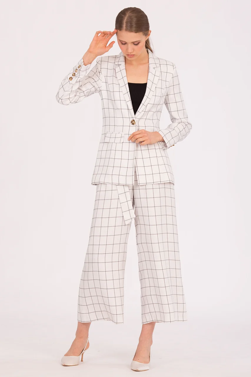 Darioliy Jacket (White) - Image 10
