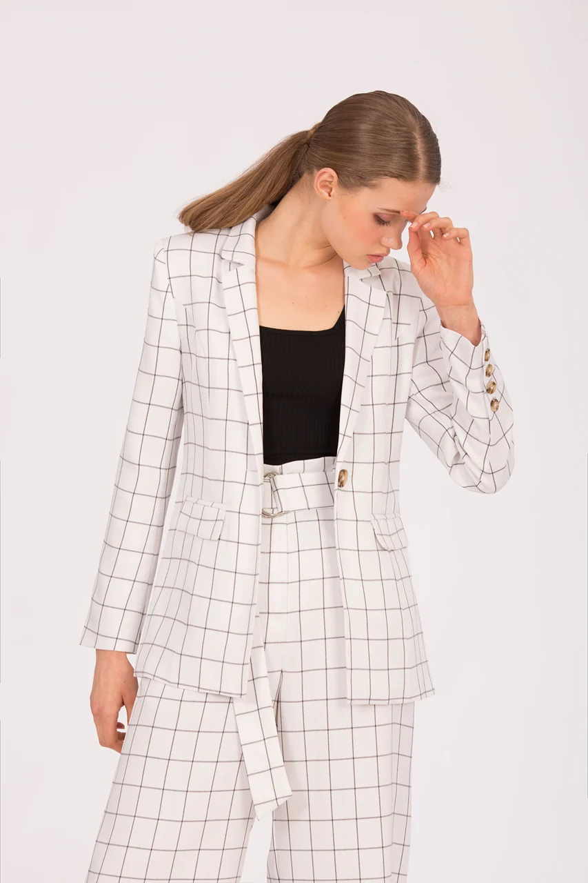 Darioliy Jacket (White) - Image 3