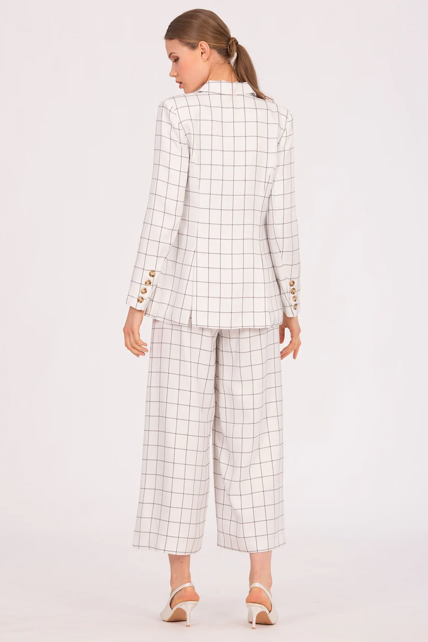 Darioliy Jacket (White) - Image 5
