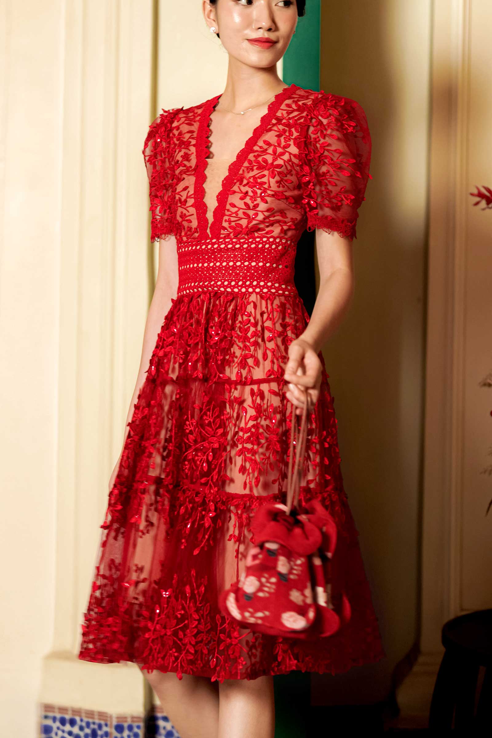 Xiu Wen (Maroon) - Image 4