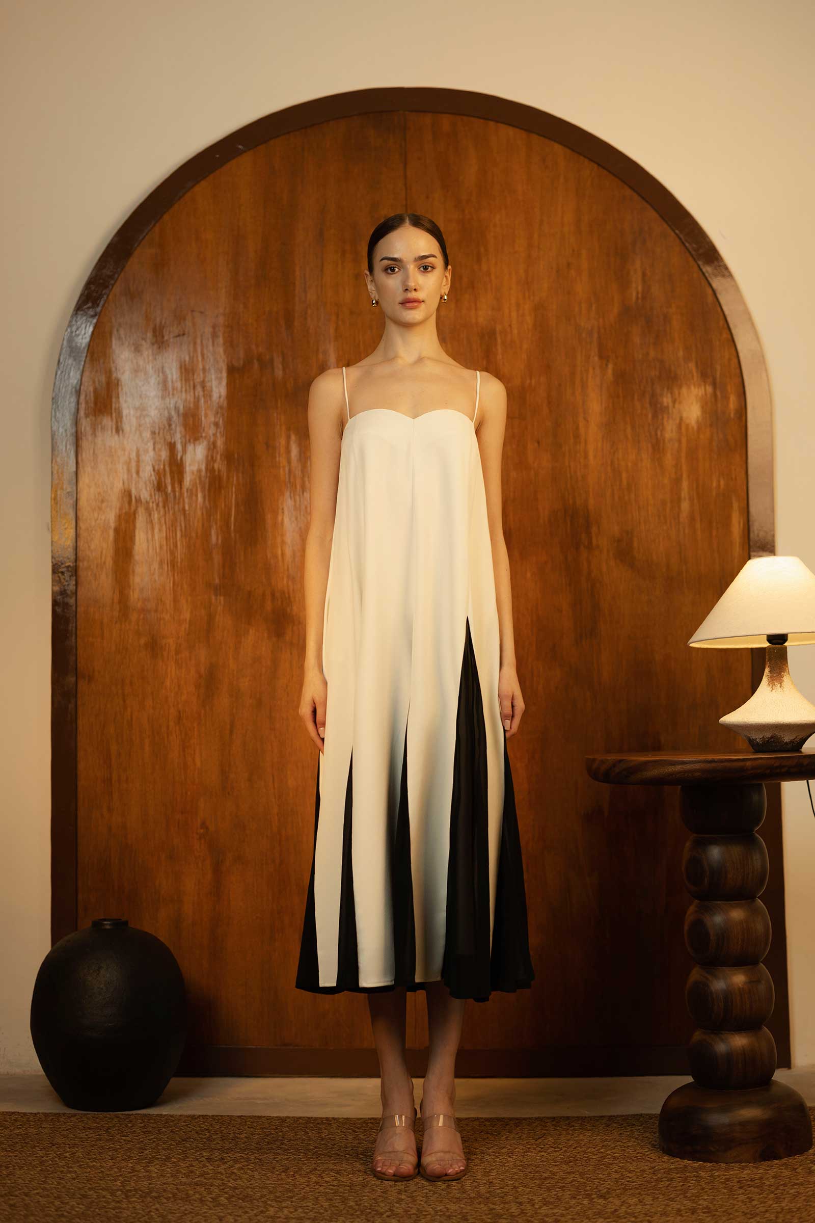 Vivid (White) - Image 6