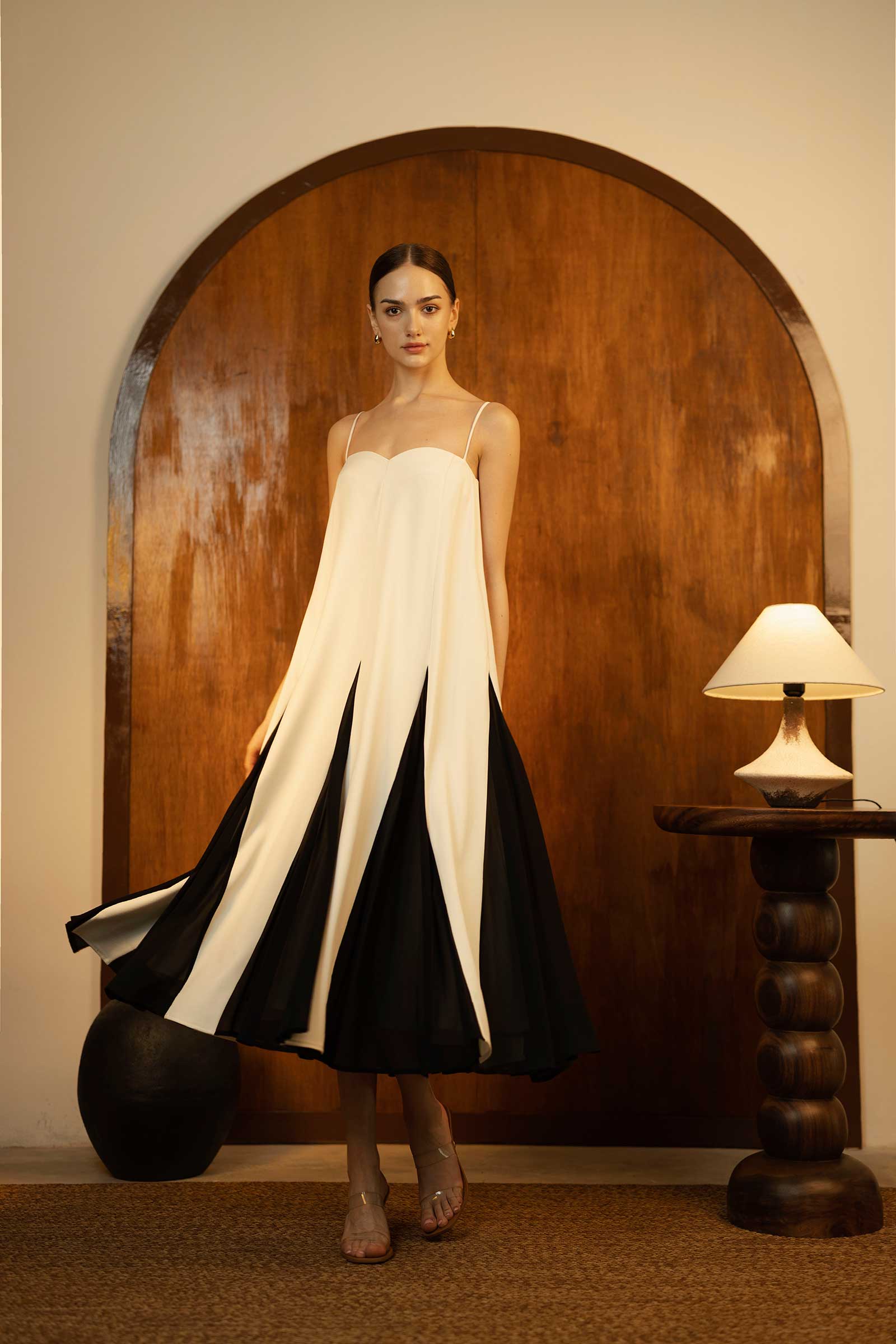 Vivid (White) - Image 8