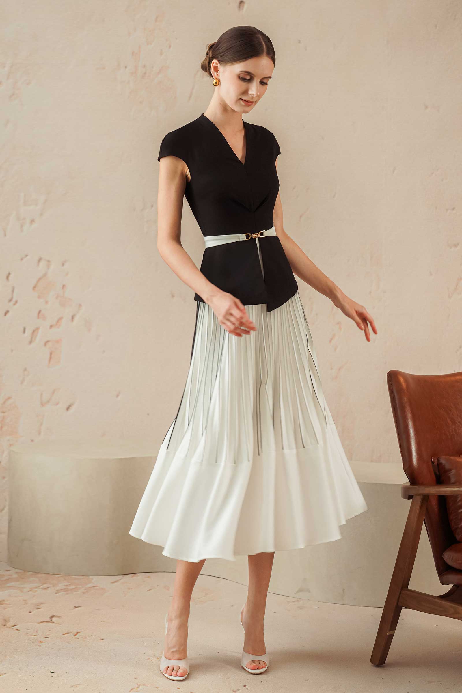 Driane (Black) - Image 10