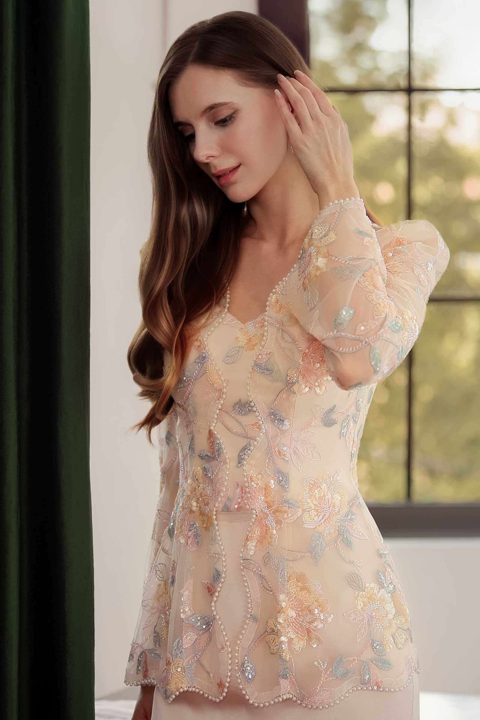 Thea Classic Kebaya Set - Image 12