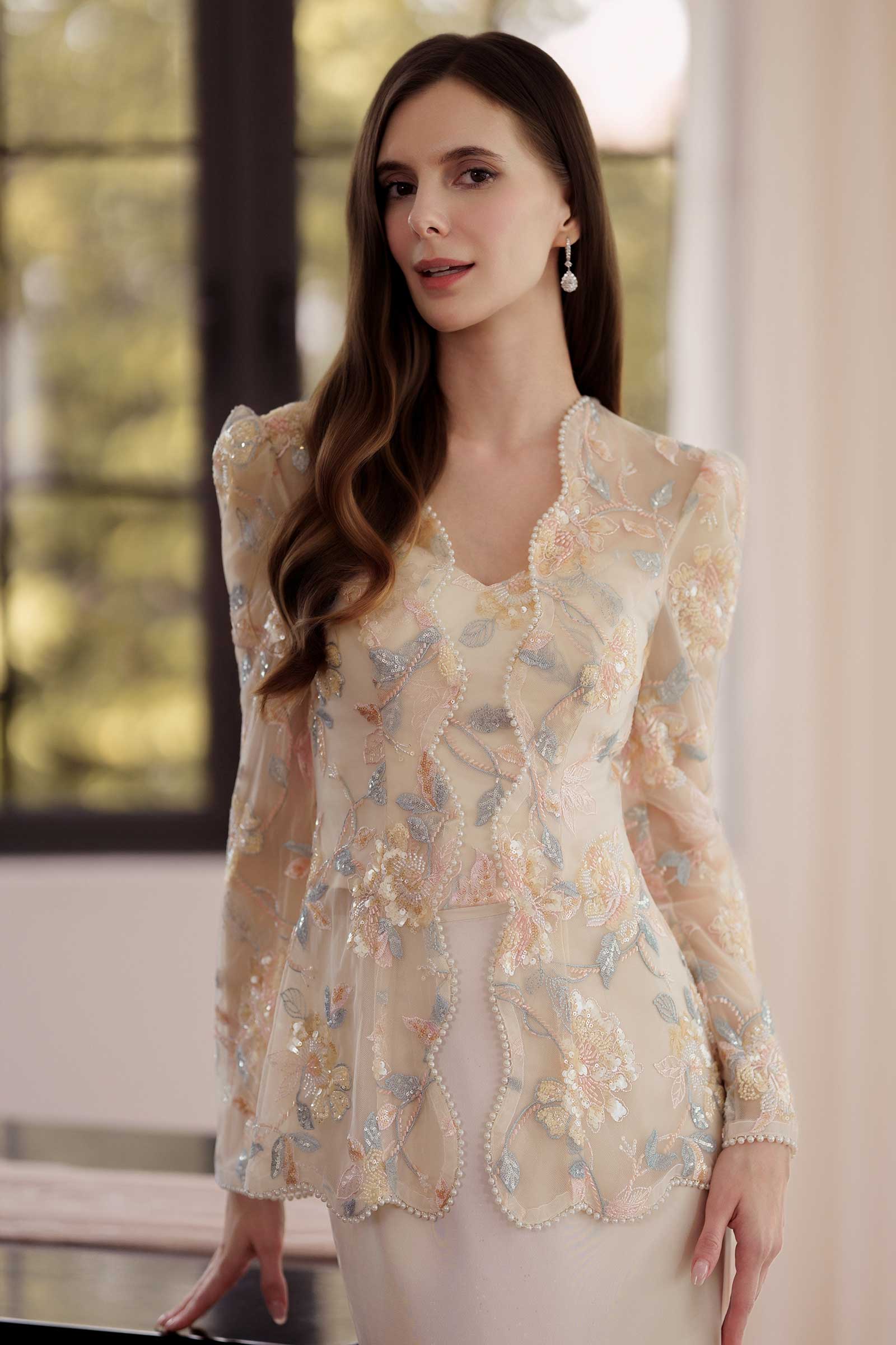 Thea Classic Kebaya Set - Image 13