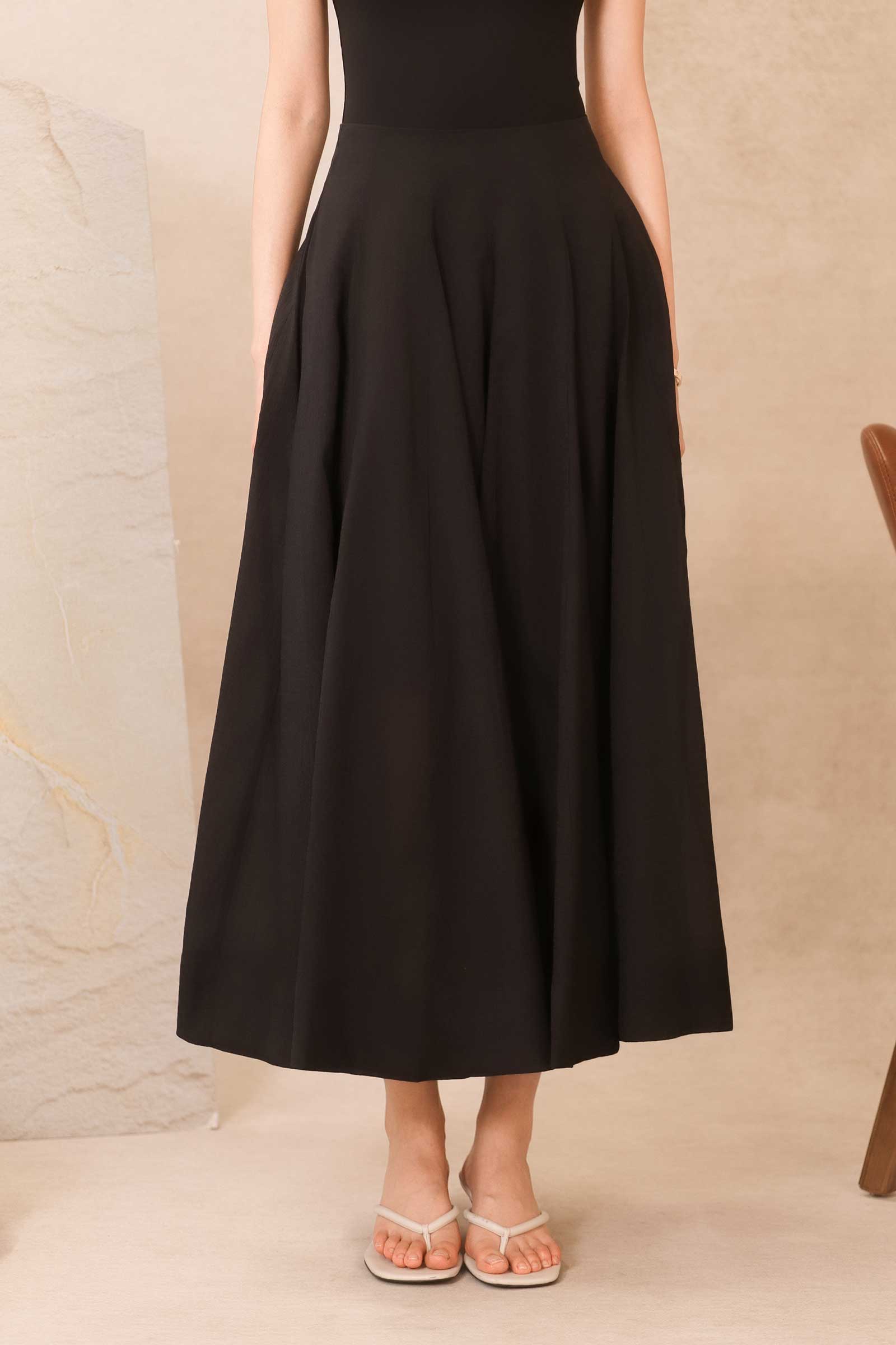 Dalaire Organza Skirt (Black) - Image 10