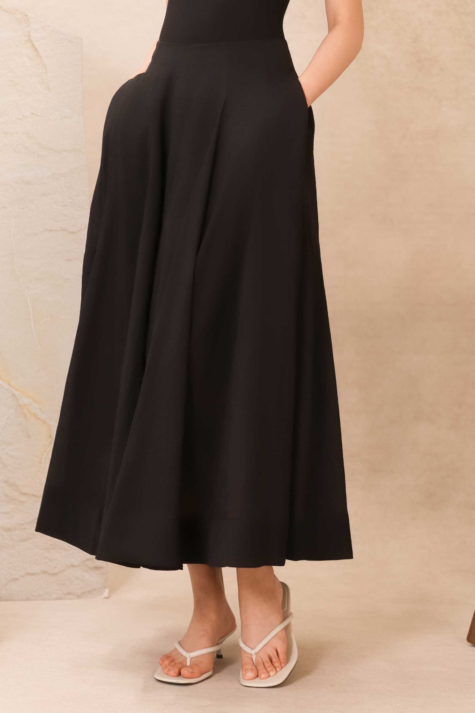 Dalaire Organza Skirt (Black) - Image 12