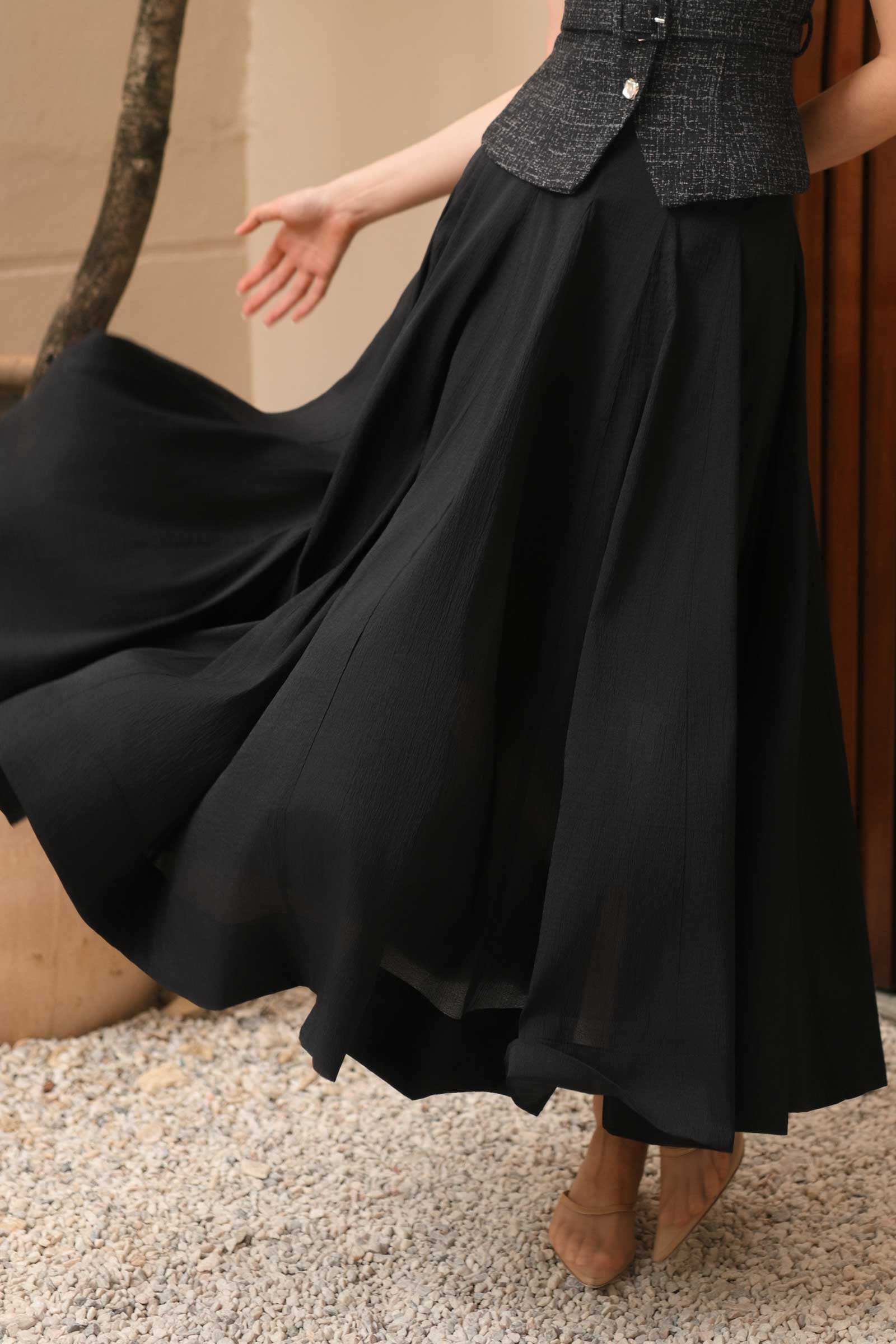 Dalaire Organza Skirt (Black) - Image 7