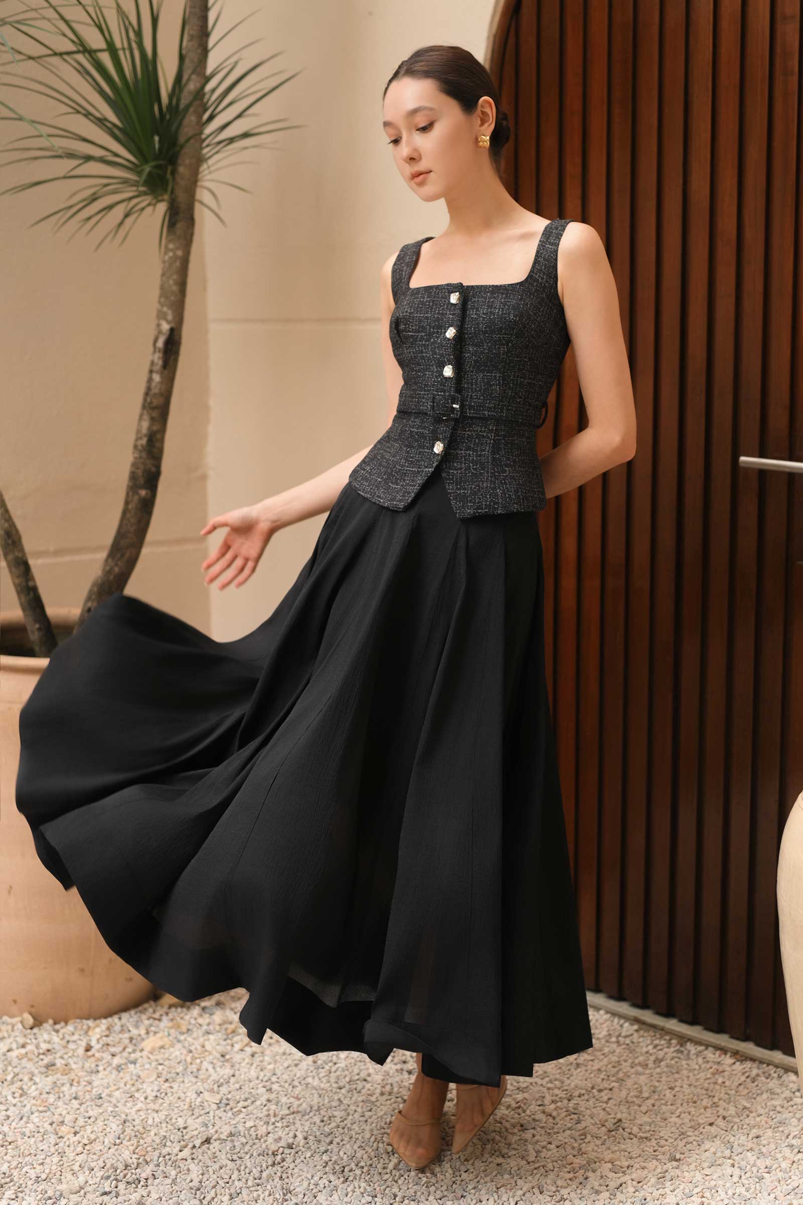 Duvere Tweed Top (Black) - Image 10