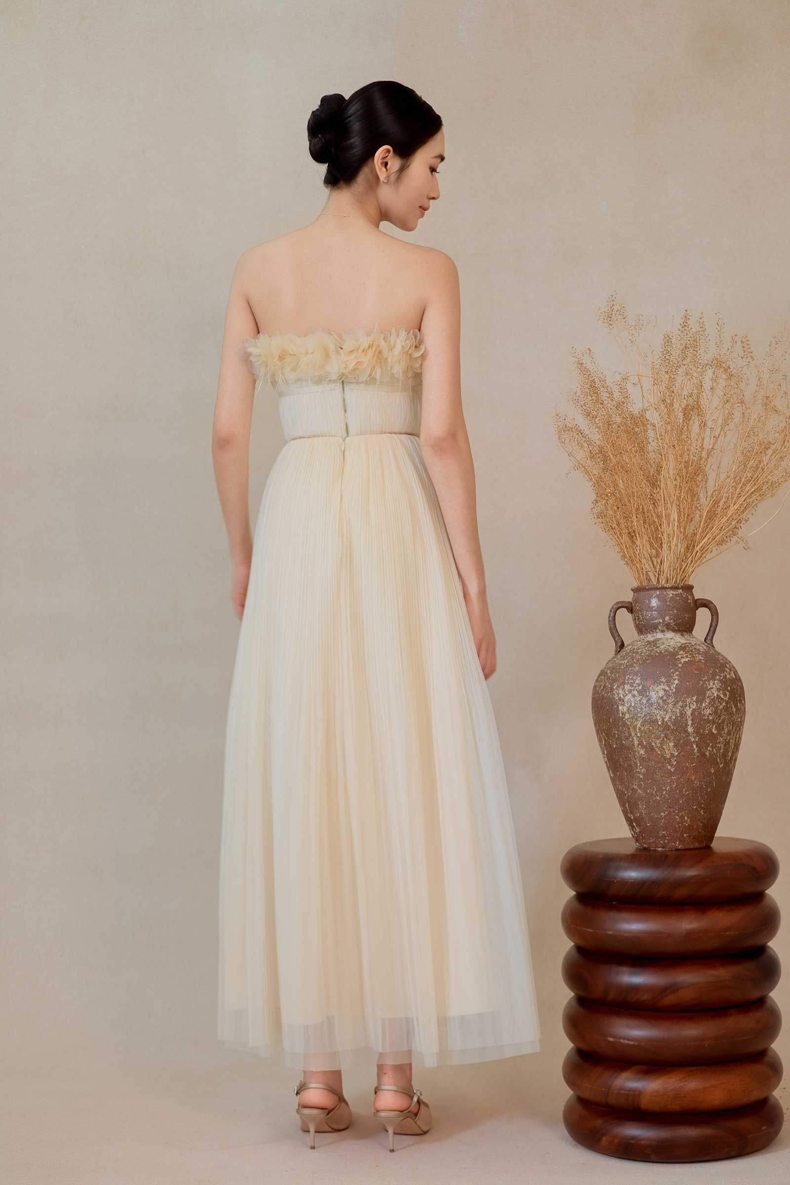 Diaveriale Tulle Skirt (Cream) - Image 6