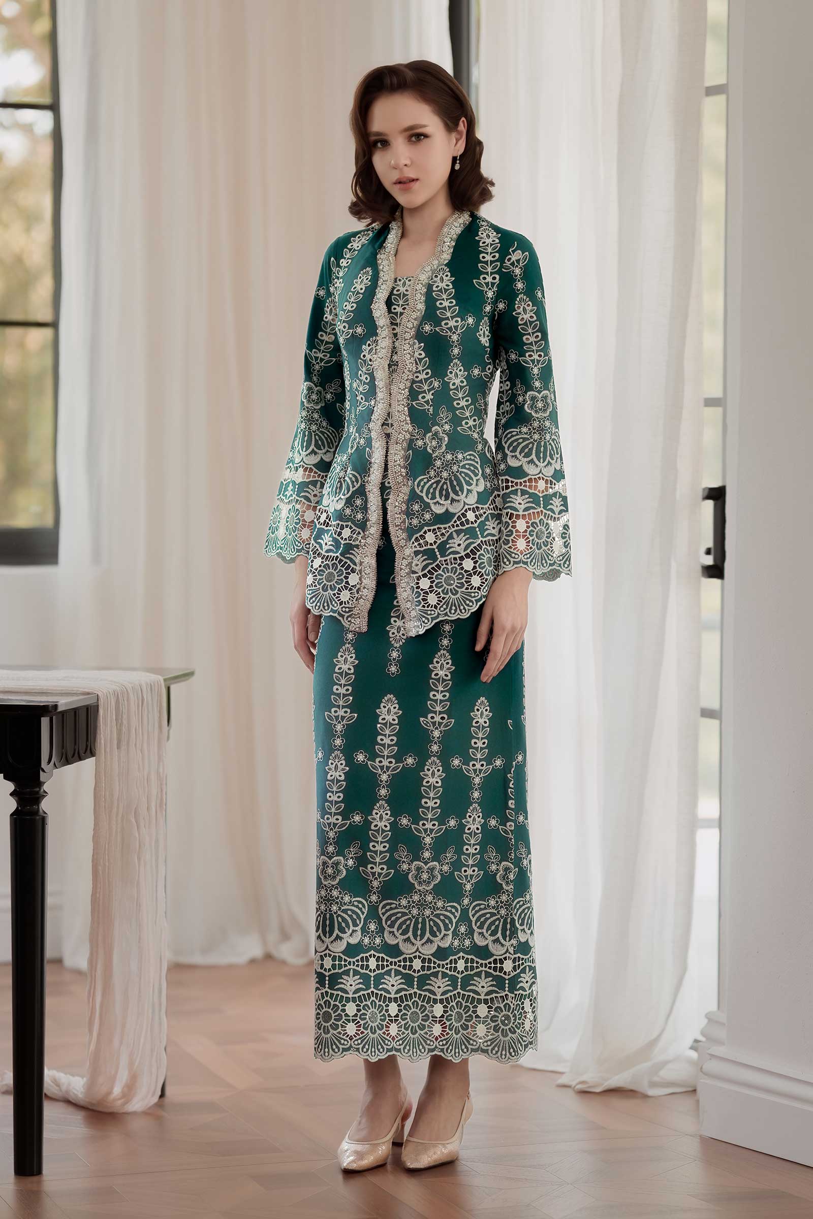 Embun Kebaya Top (Teal) - Image 14