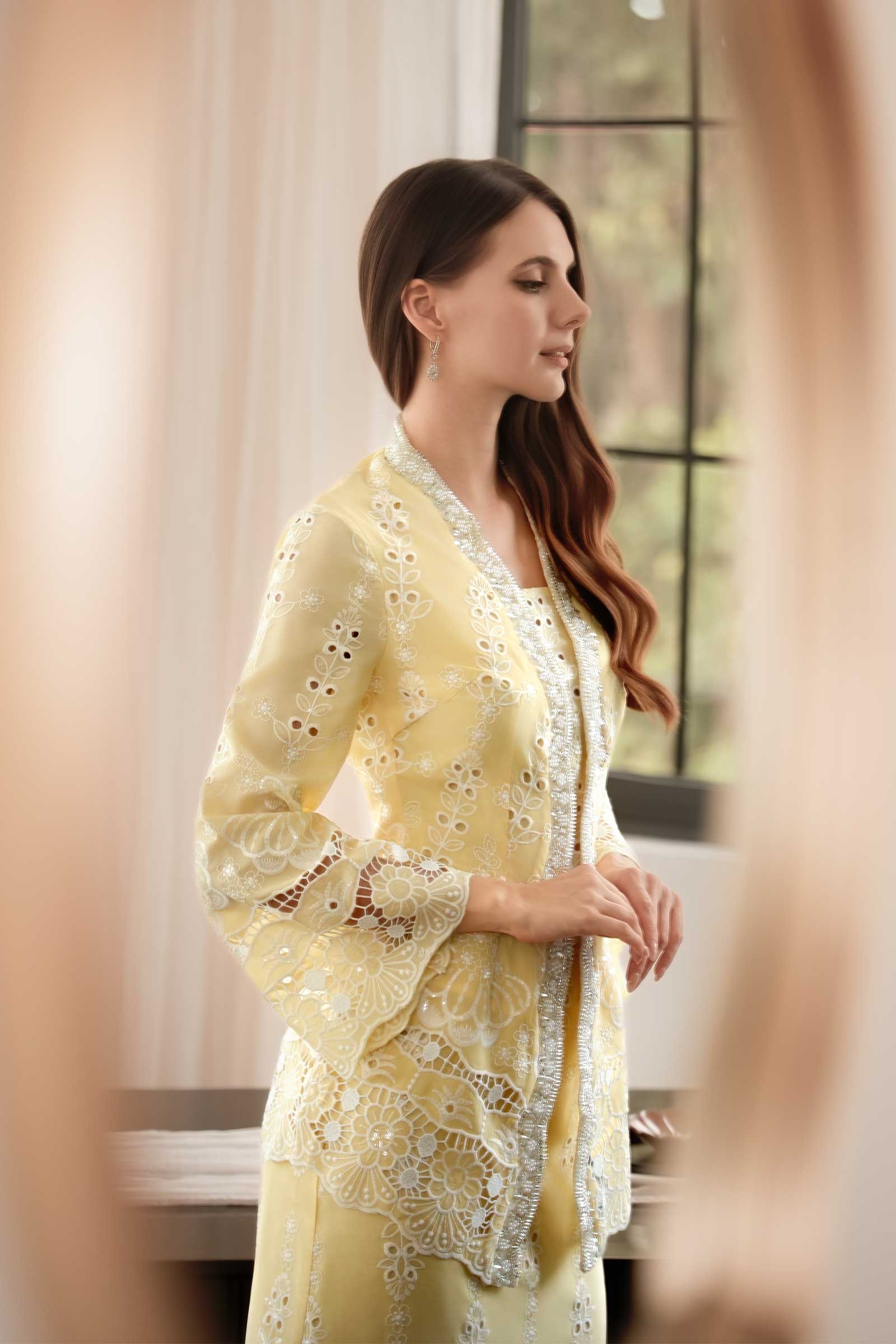 Embun Kebaya Top (Yellow) - Image 3