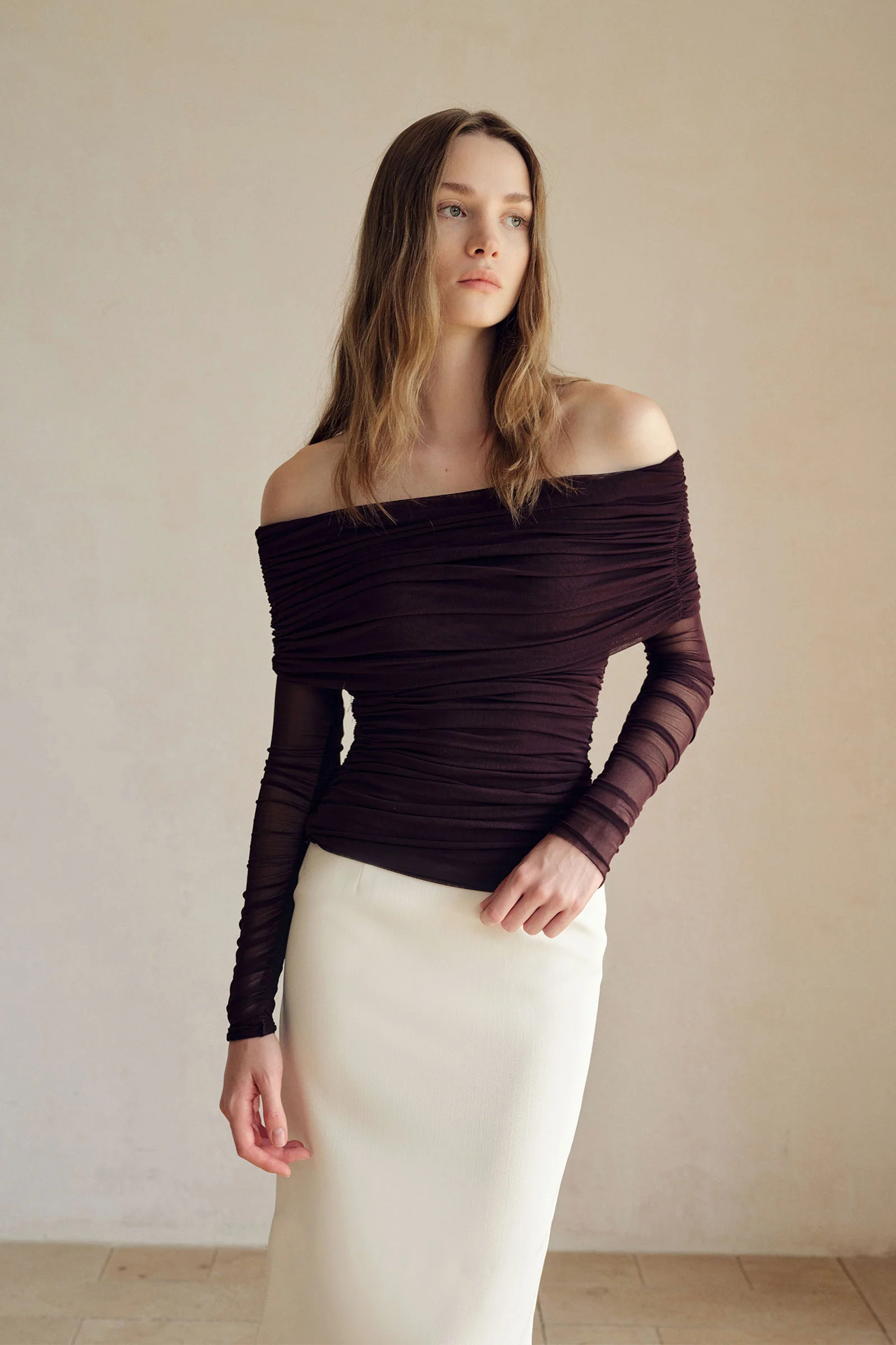 Bailey Mesh Ruched Off Shoulder Top (Ganache) - Image 7
