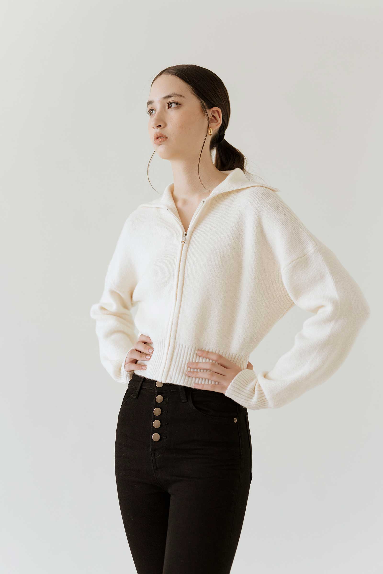 Damielo Sweater (Snow) - Image 11