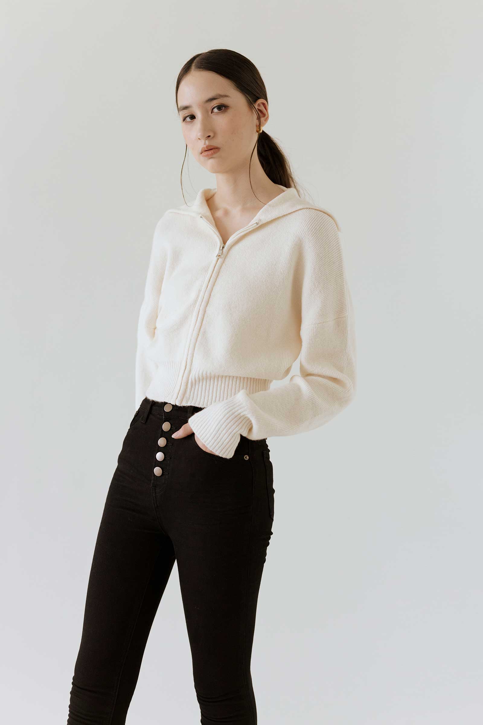 Damielo Sweater (Snow) - Image 8