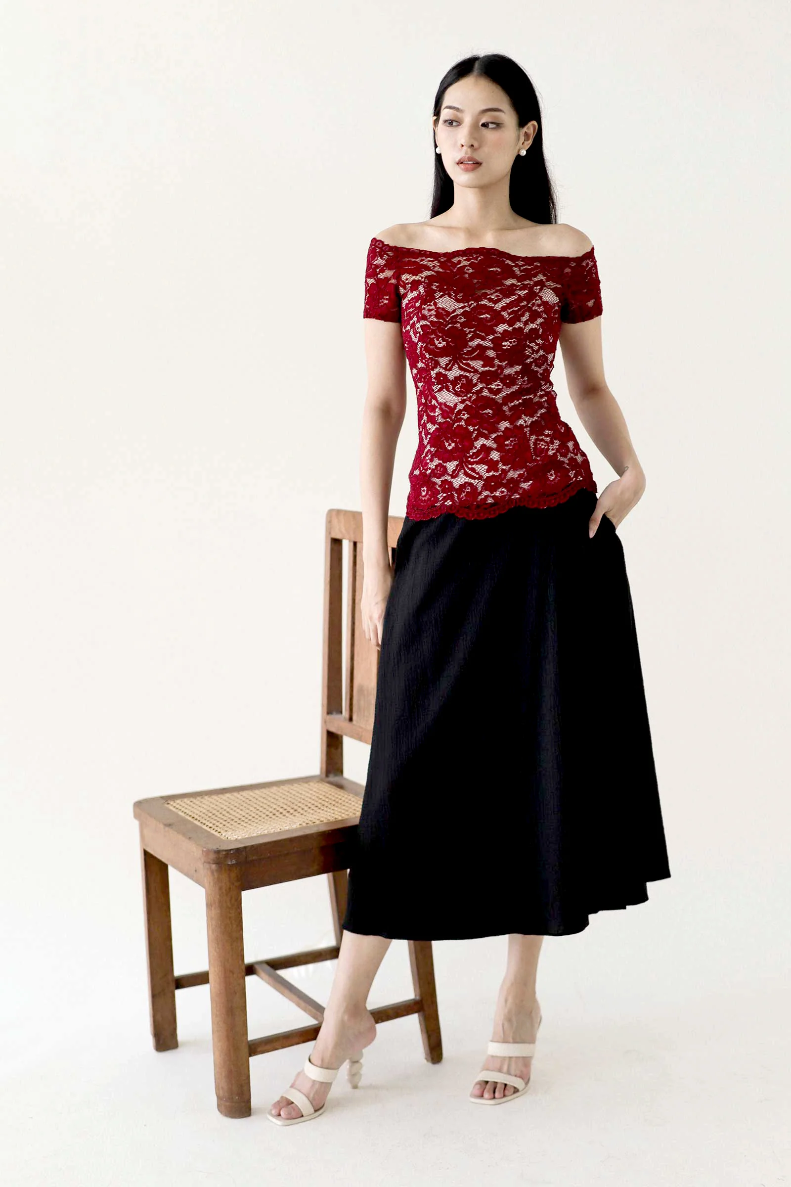 Dashlyrl Lace Top (Maroon)