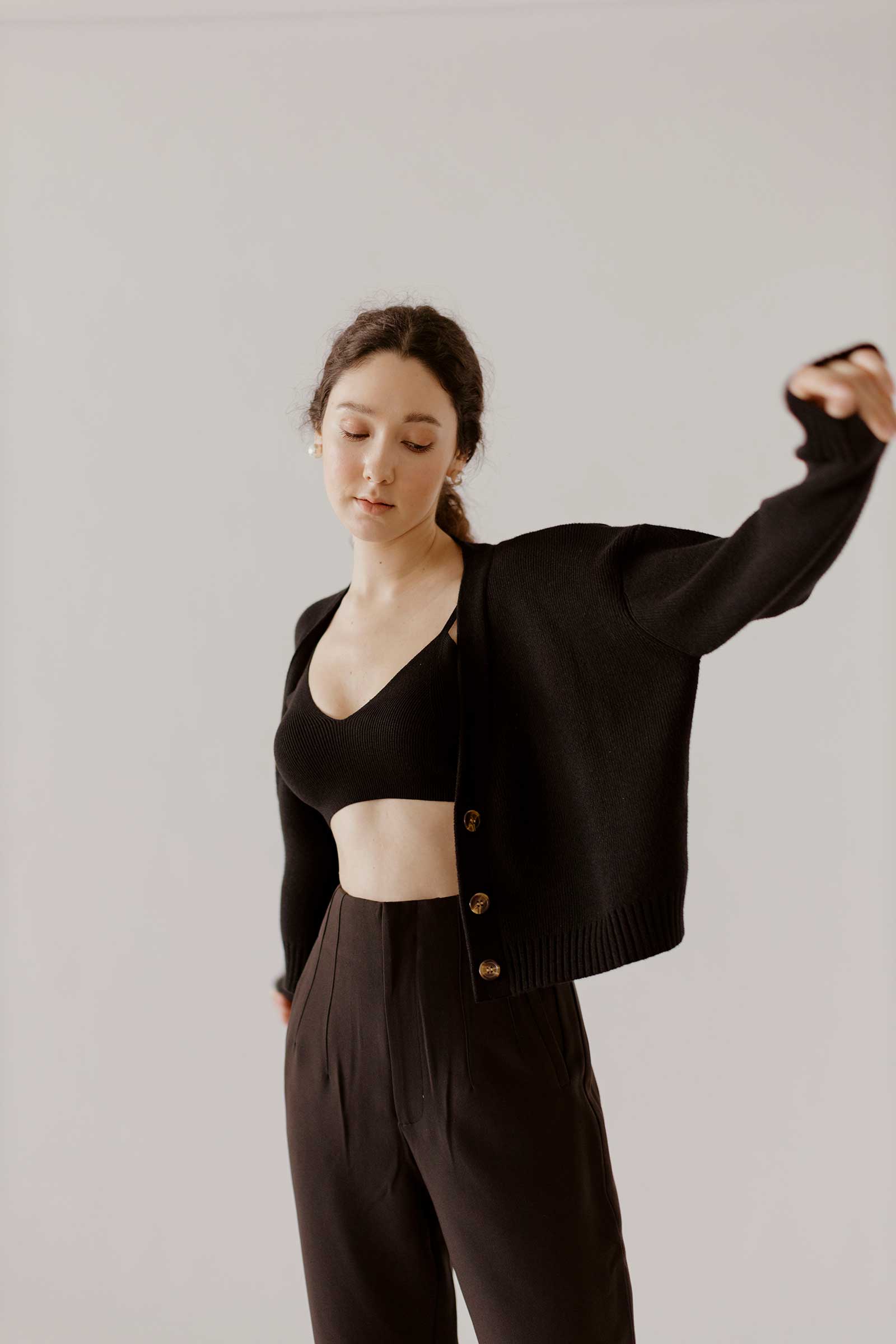 Doalvy Sweater Set (Black)
