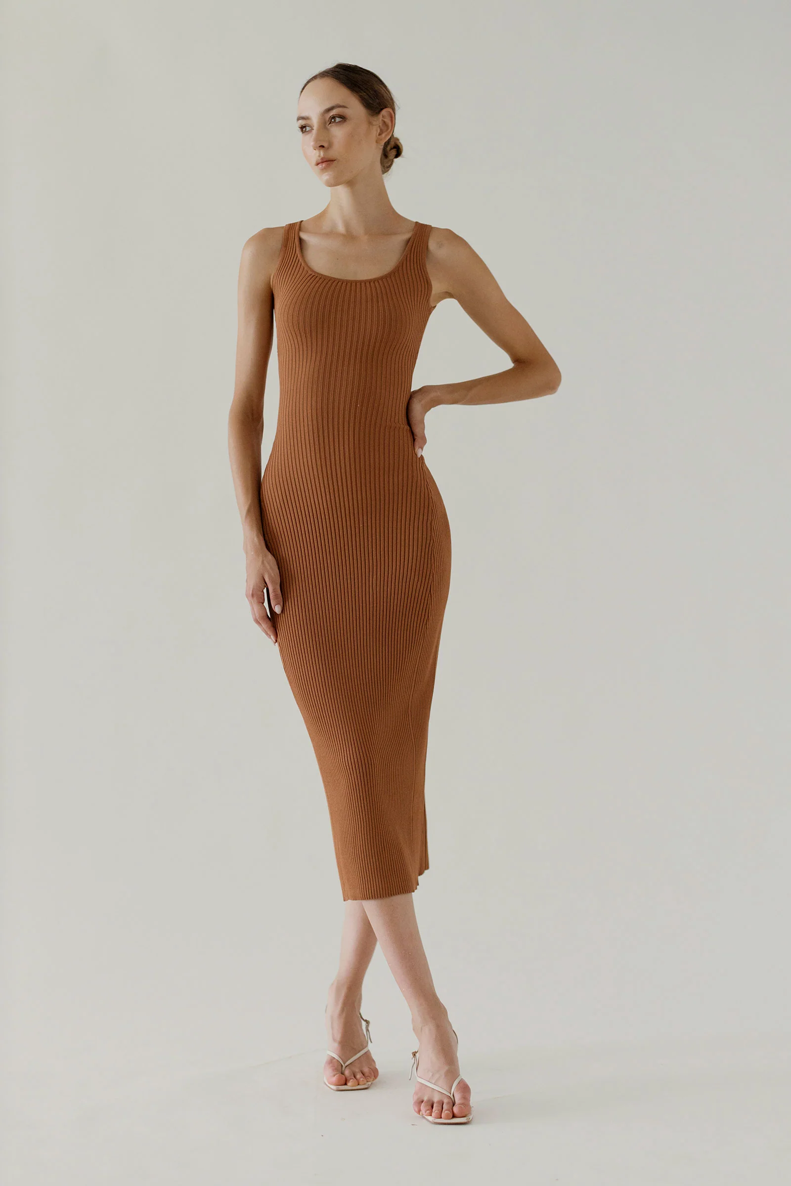 Dujuriev (Brown) - Image 2