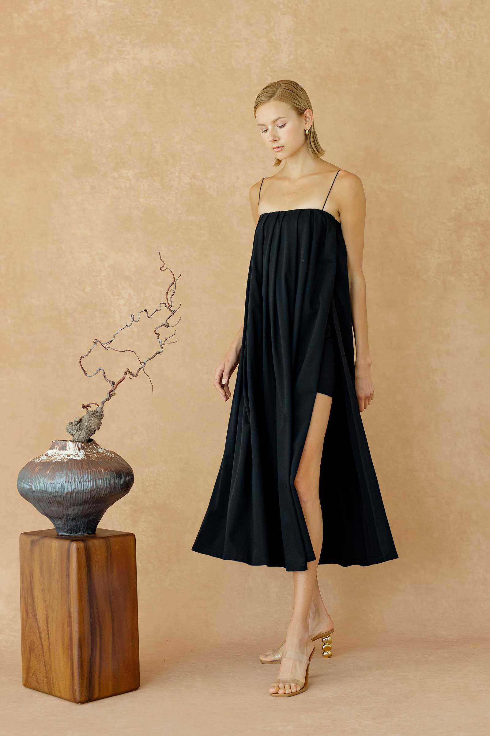 Deala (Black) - Image 10