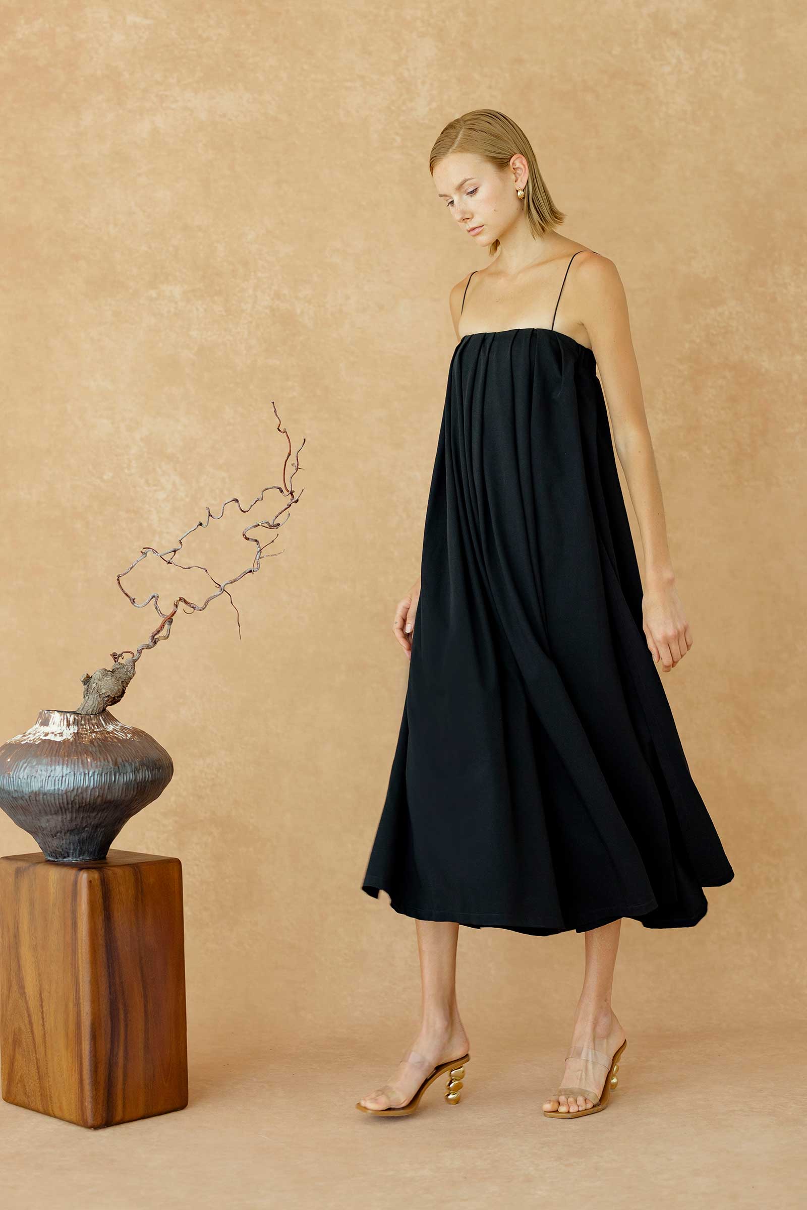 Deala (Black) - Image 7