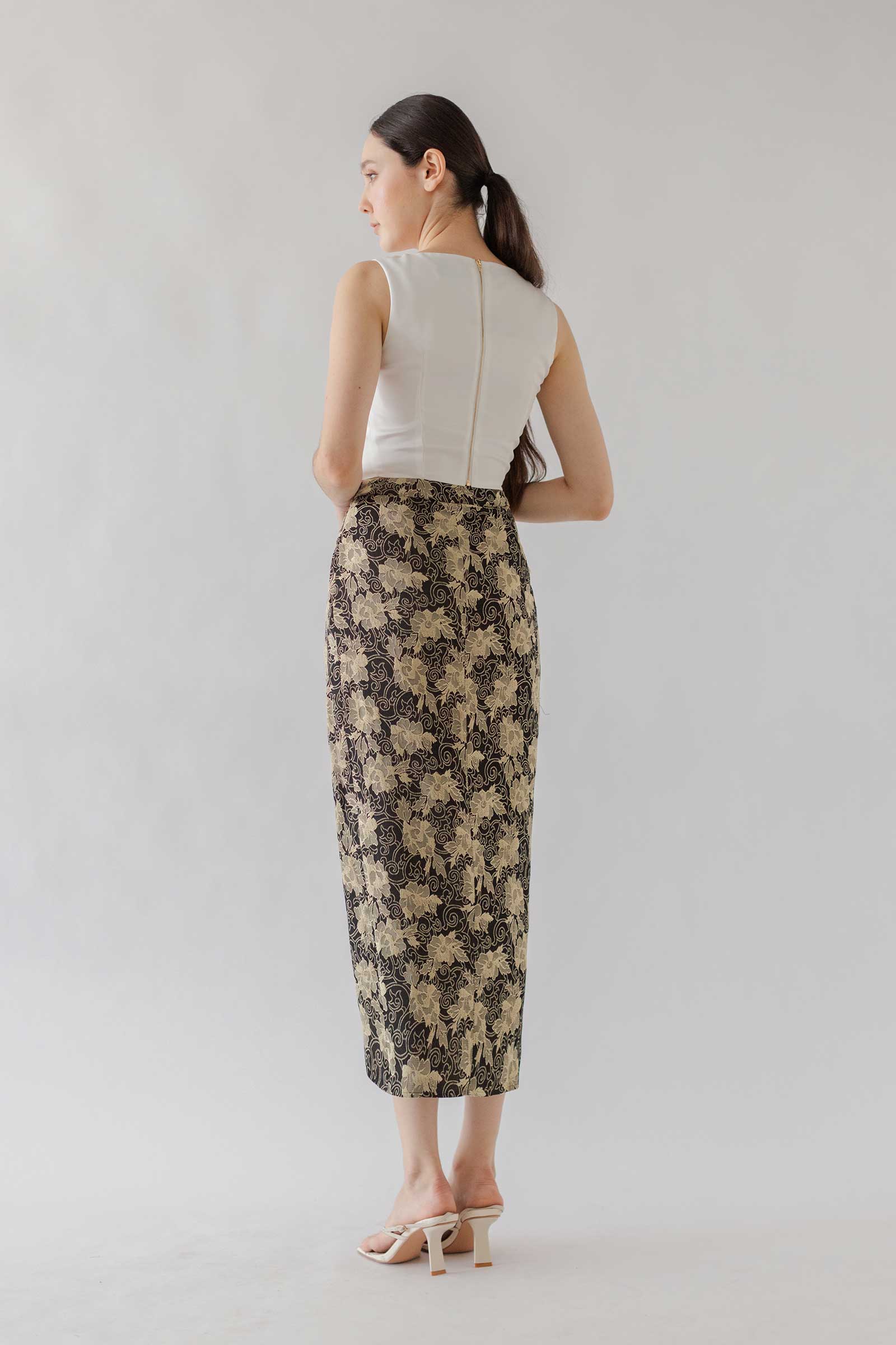 Danioised Top (White) - Image 6