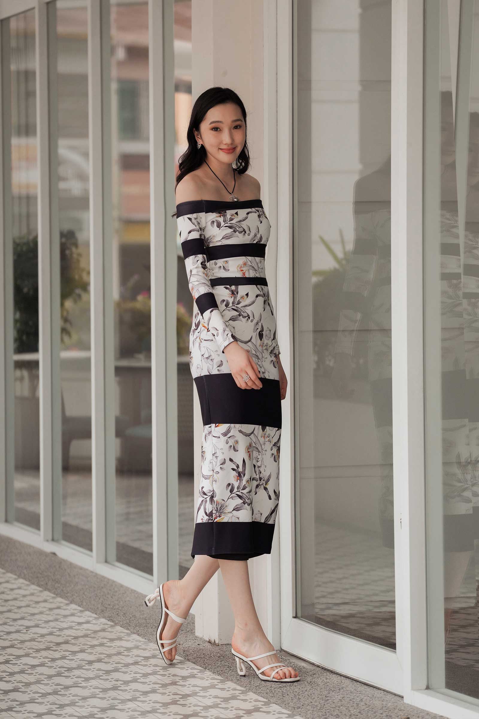 Enchanteur  Dress (Black) - Image 6