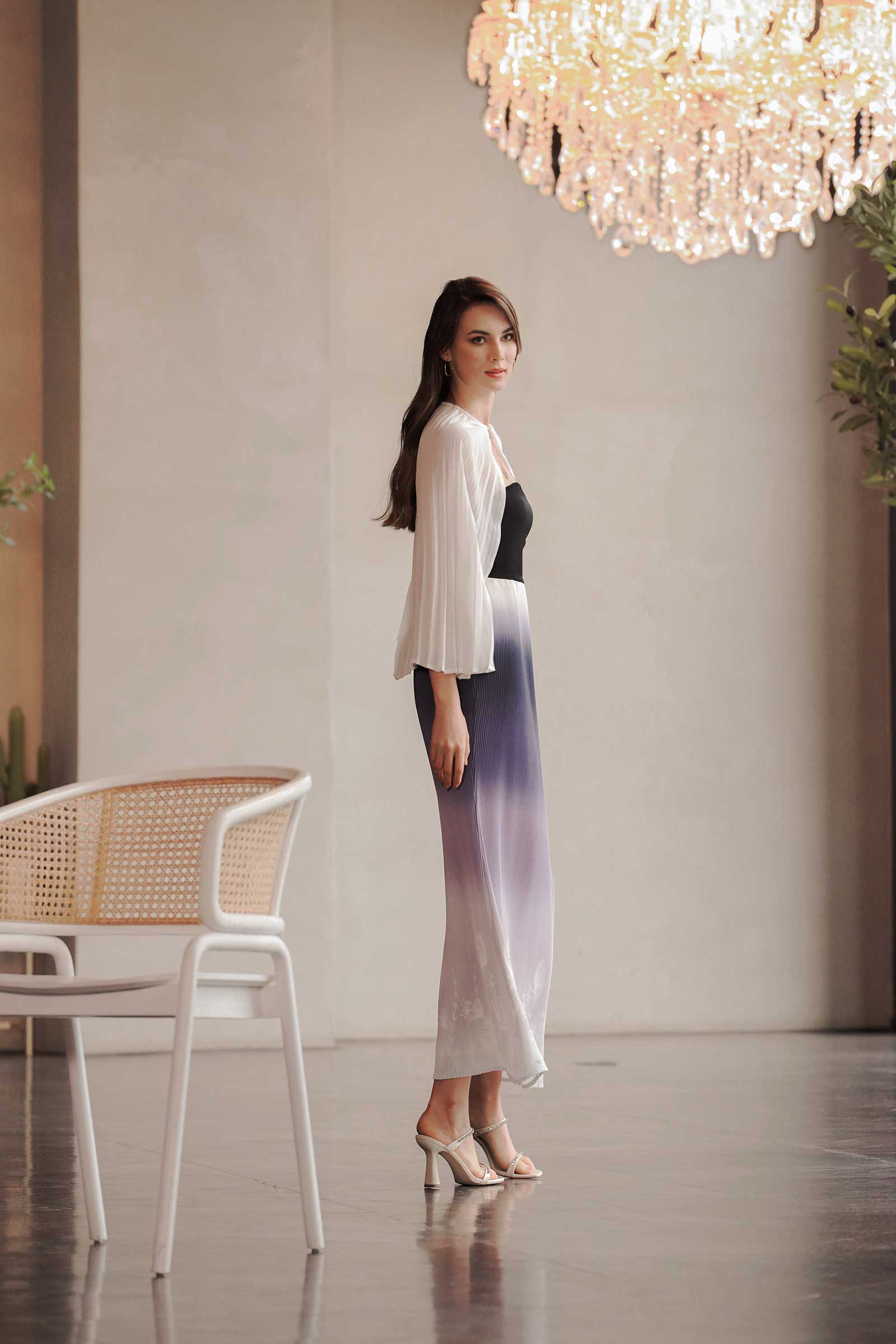 Diorex (White Cape) - Image 5