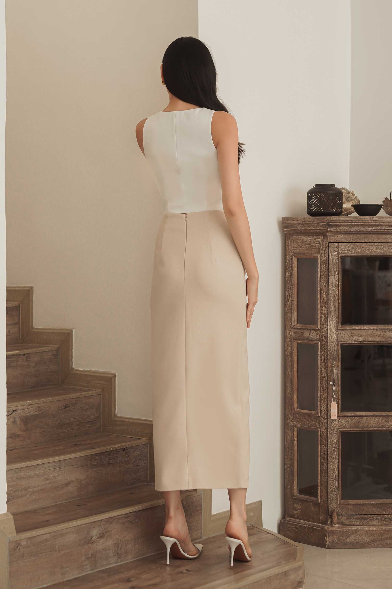 Diuxe Scallop Skirt (Beige) - Image 15