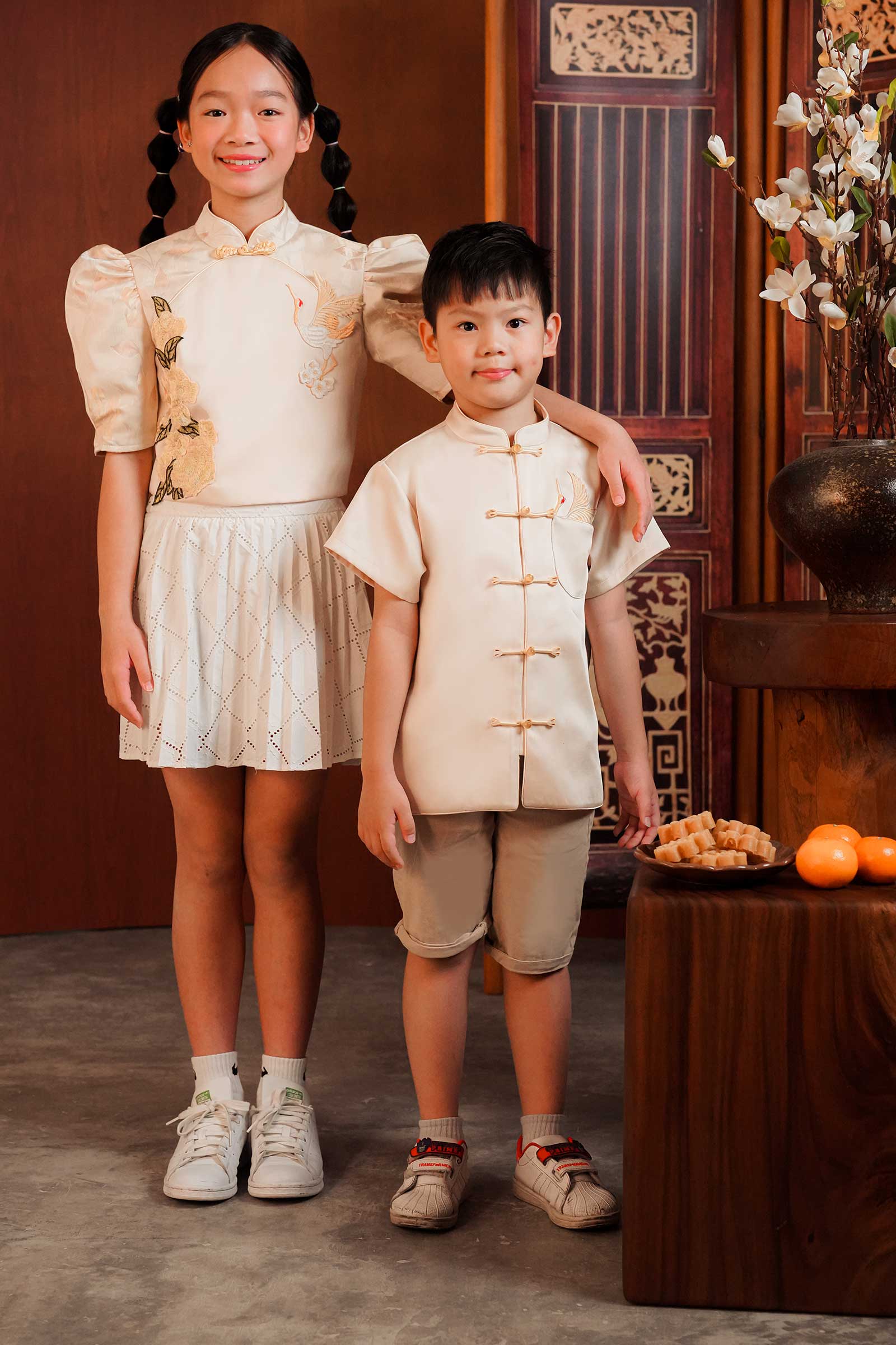 Yize Kids Shirt (Gold) - Image 8