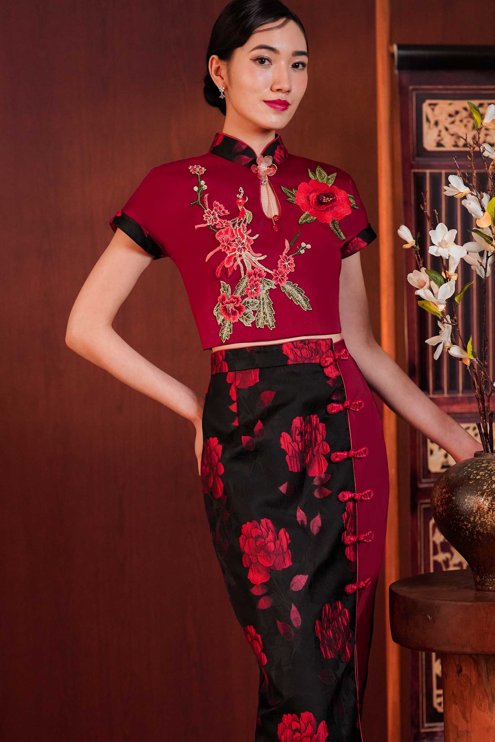 Ai Qipao Set (Maroon) - Image 6