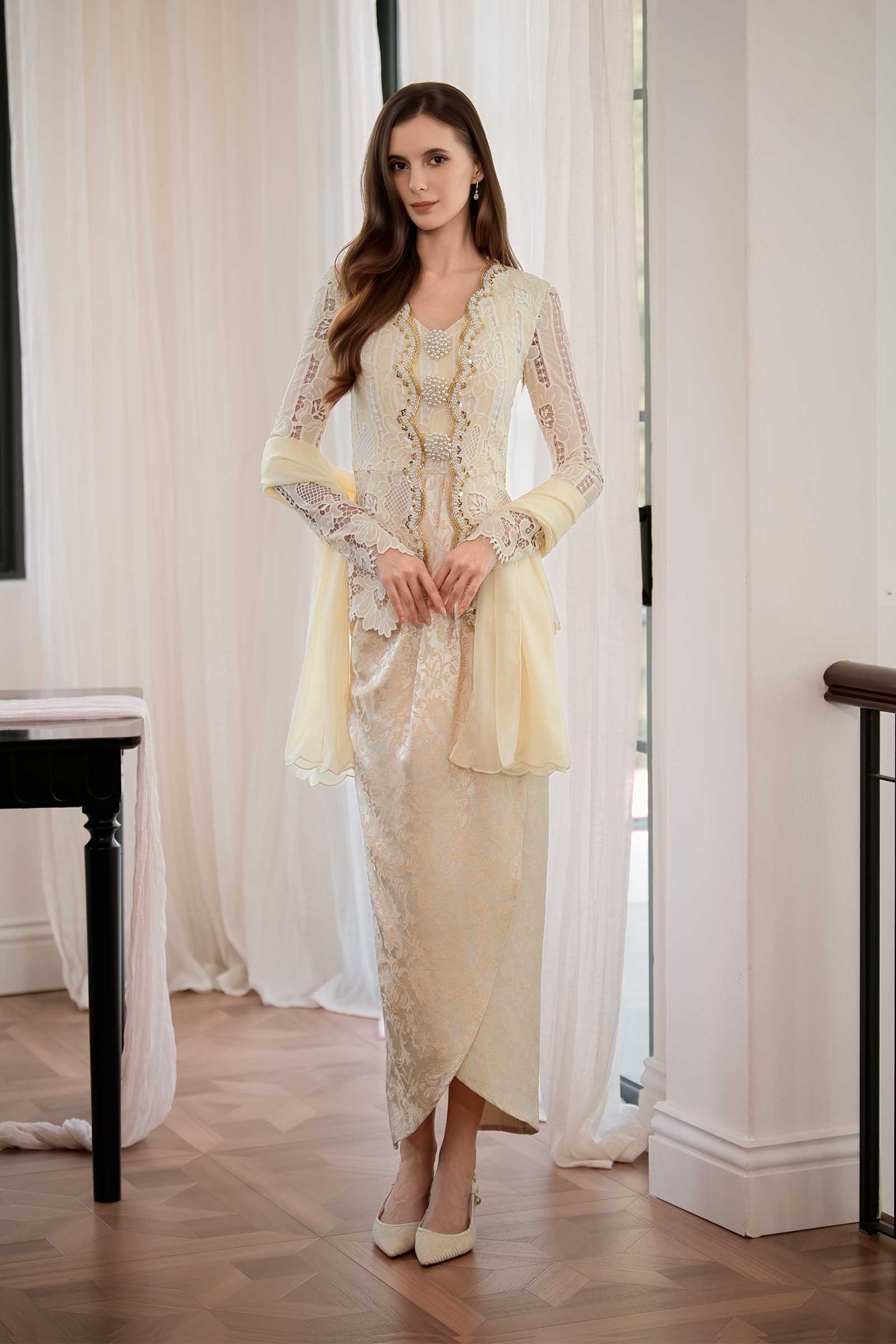 Seroja Kebaya Top (Cream) - Image 11